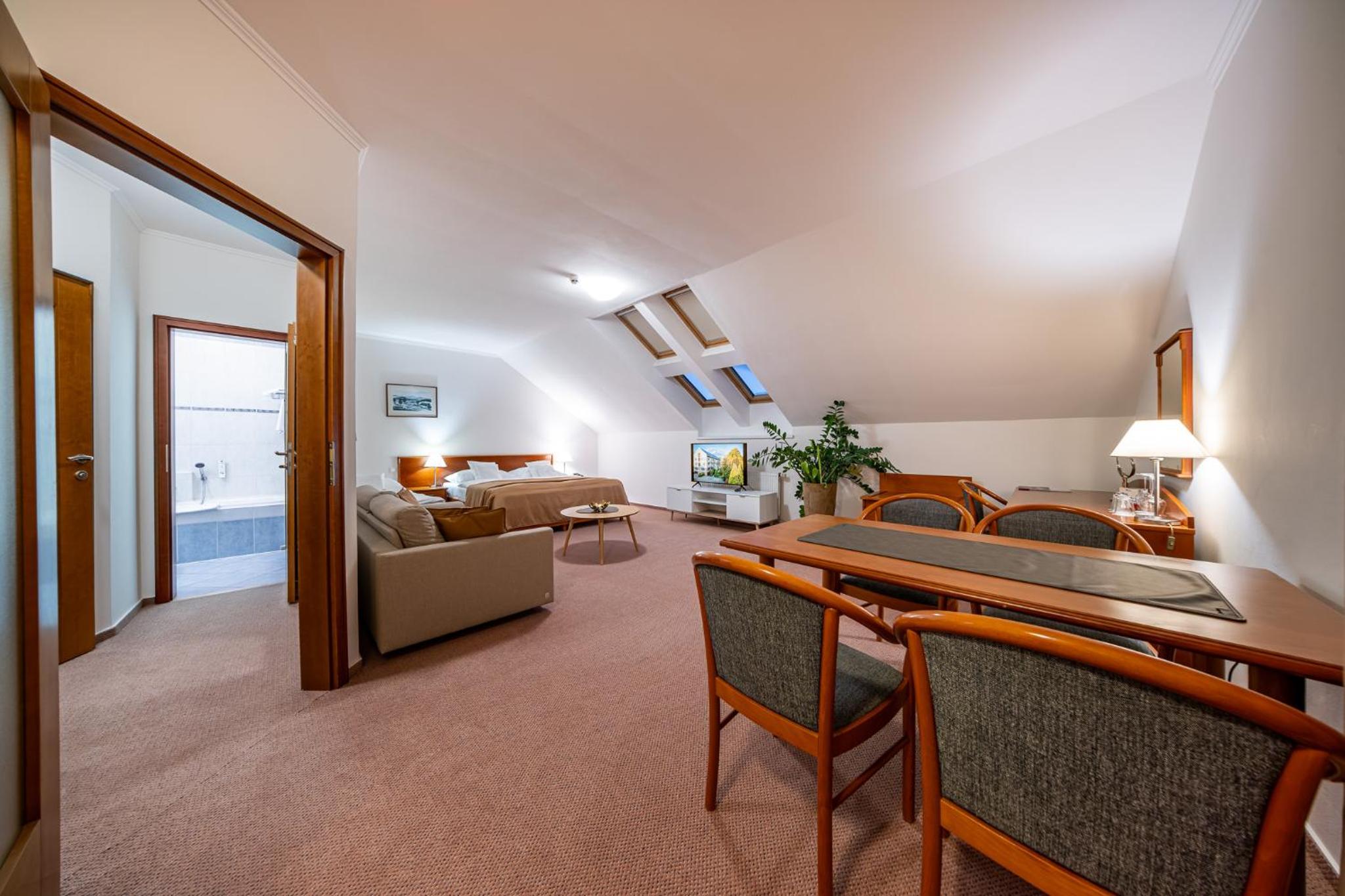 Triple Room photo 2
