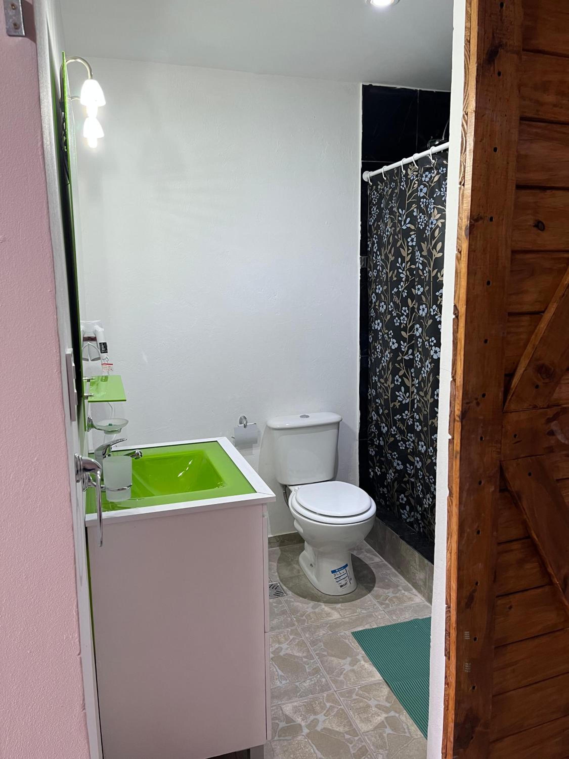 Quadruple Room with Private Bathroom photo 3