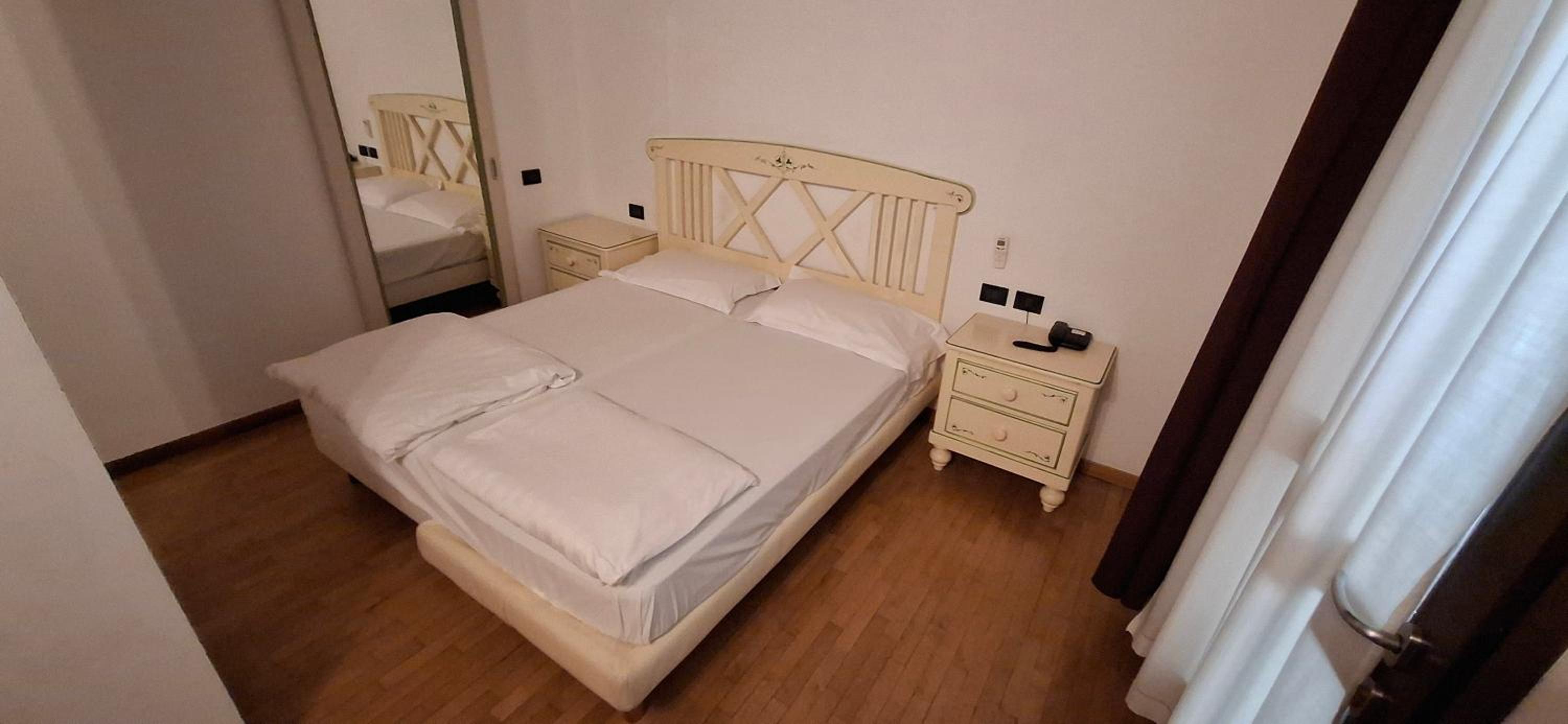 Double or Twin Room photo 3