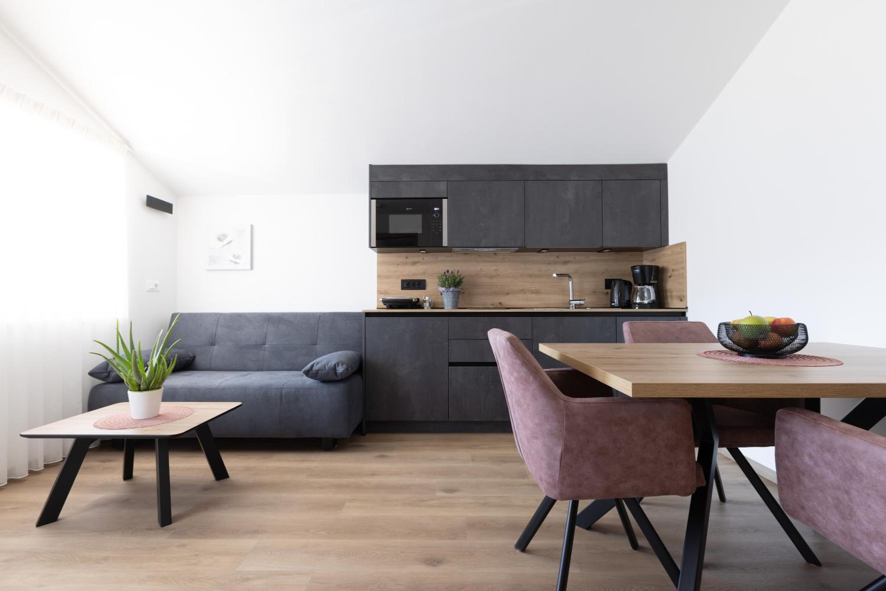 Superior One-Bedroom Apartment with Balcony photo 1