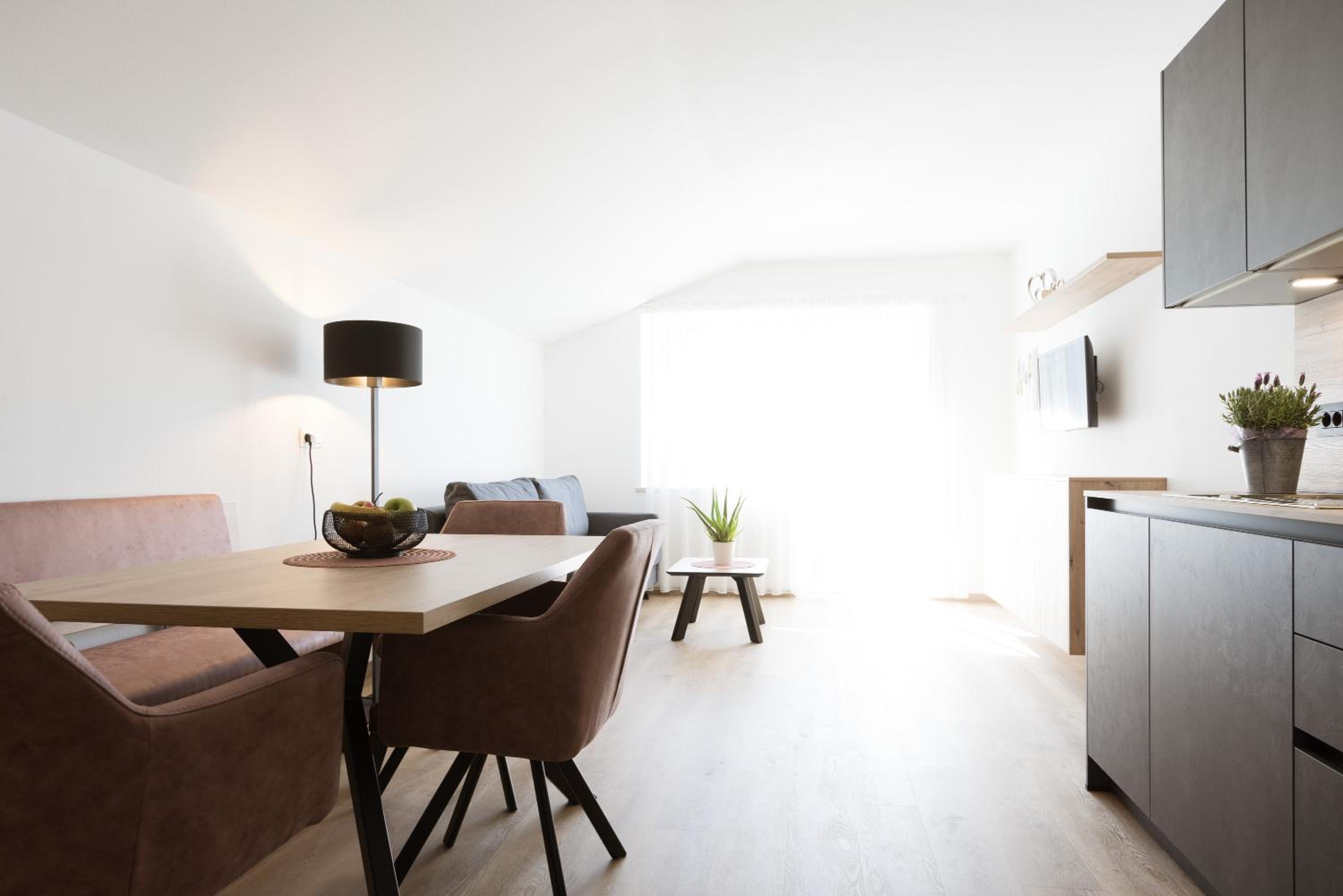 Superior One-Bedroom Apartment with Balcony photo 2