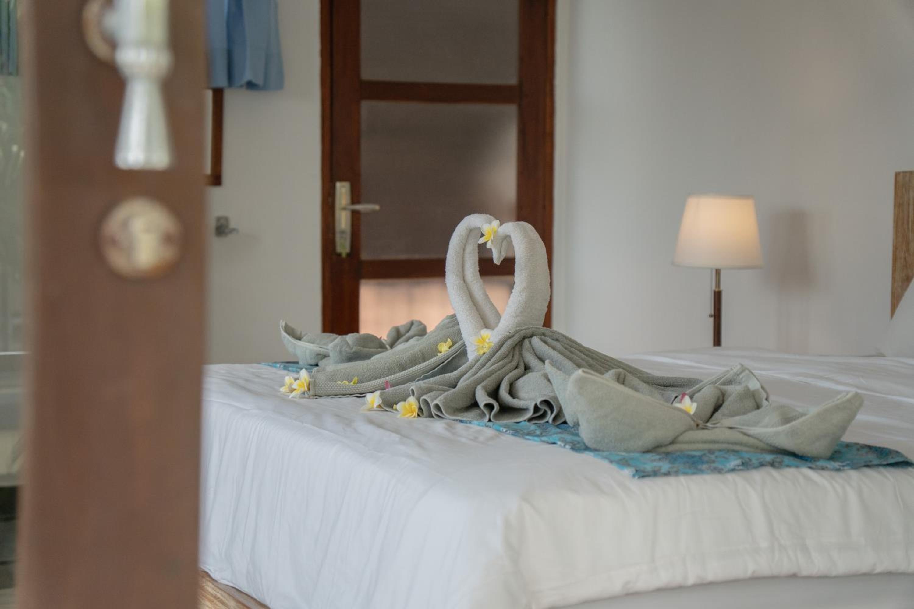 Standard Double Room - Photo 8