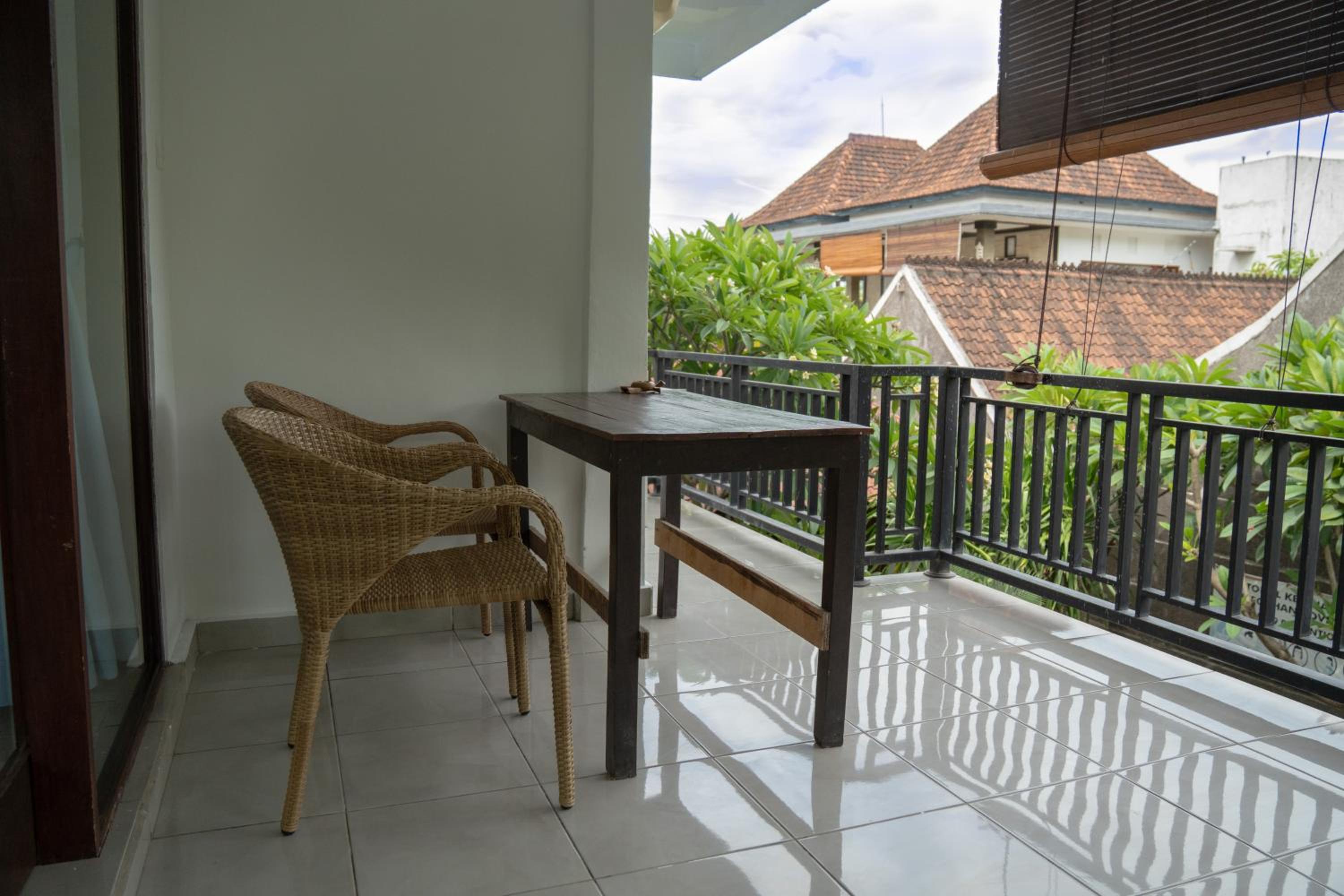 Standard Double Room - Photo 7