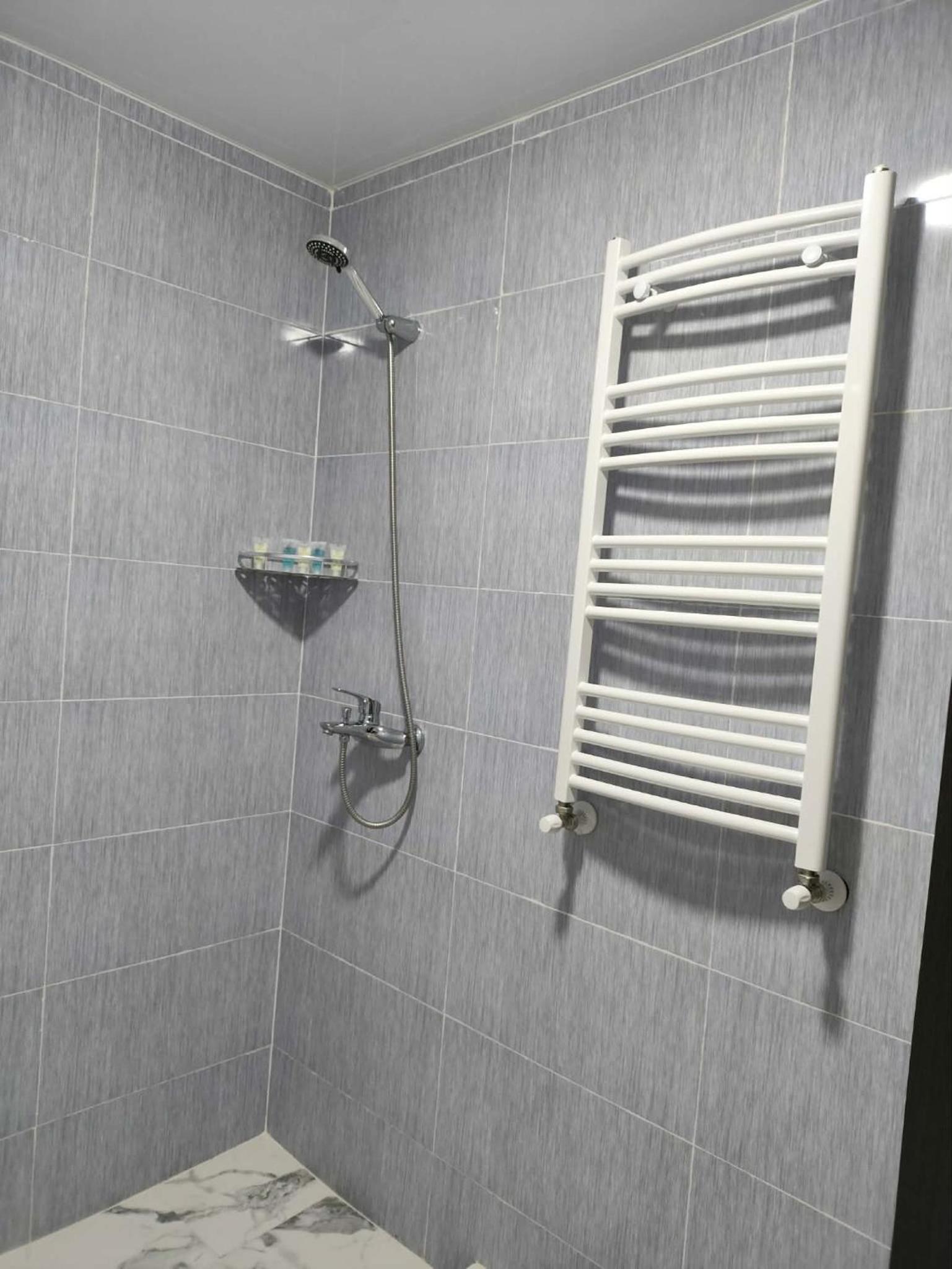 Economy Triple Room