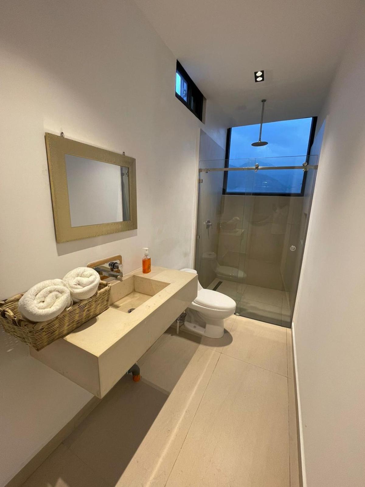 Suite with Lake View photo 2
