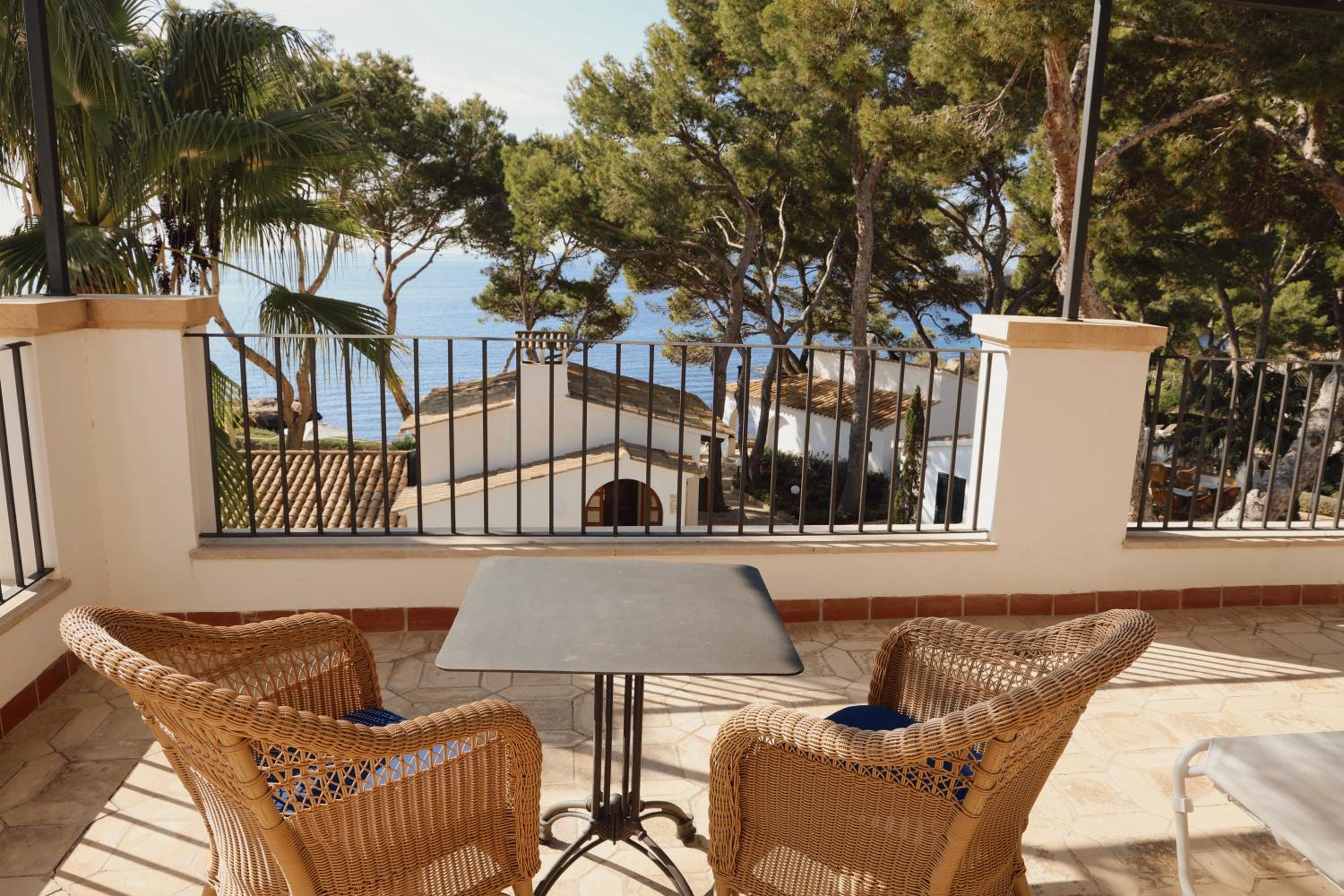 Superior Suite with Sea View photo 2