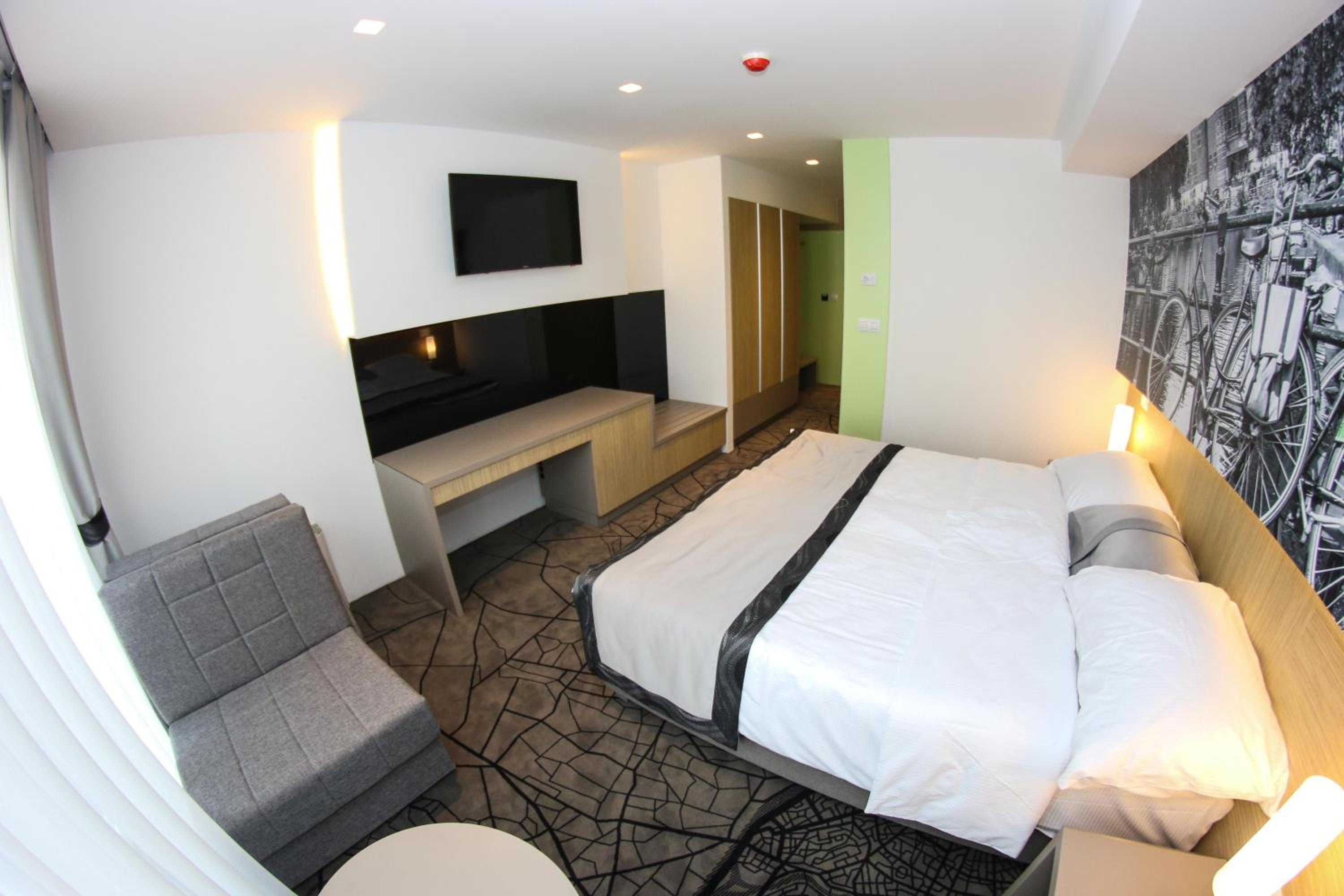 Triple Room photo 3