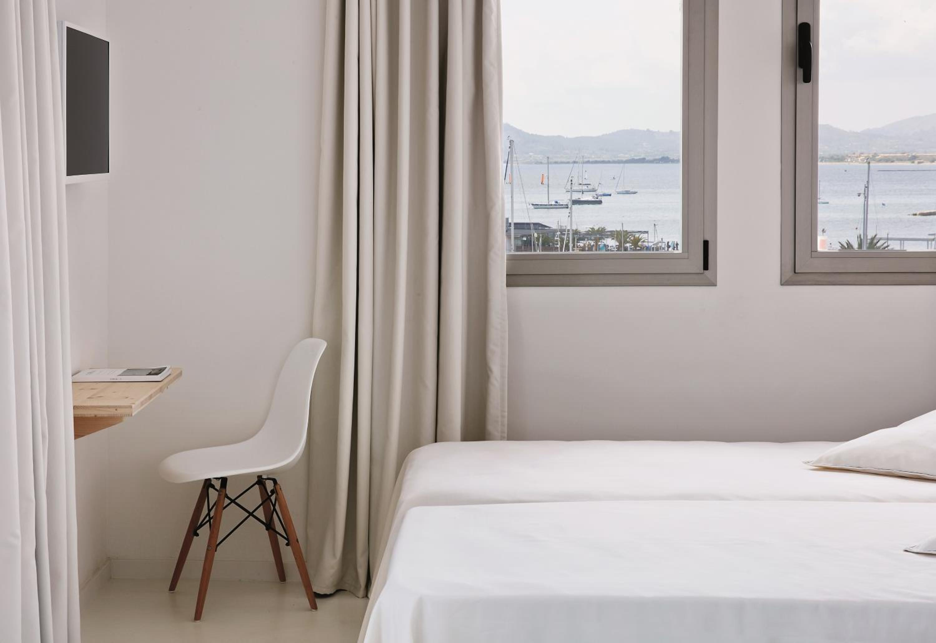 Habitación Doble o Twin con Vista al Mar - Sin Balcón