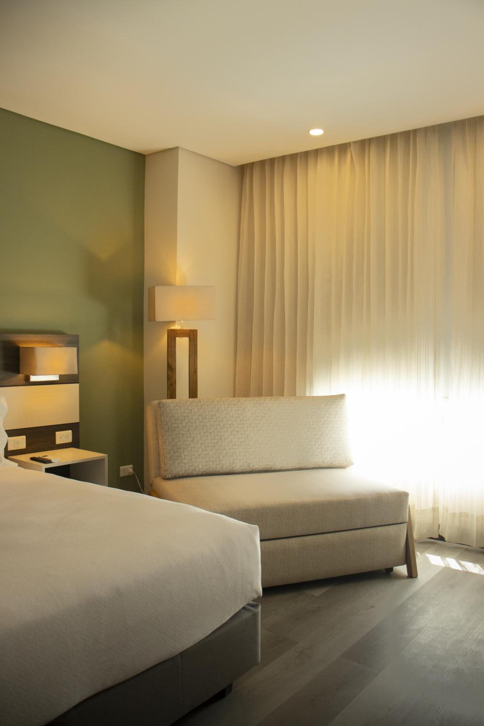 Superior King Suite