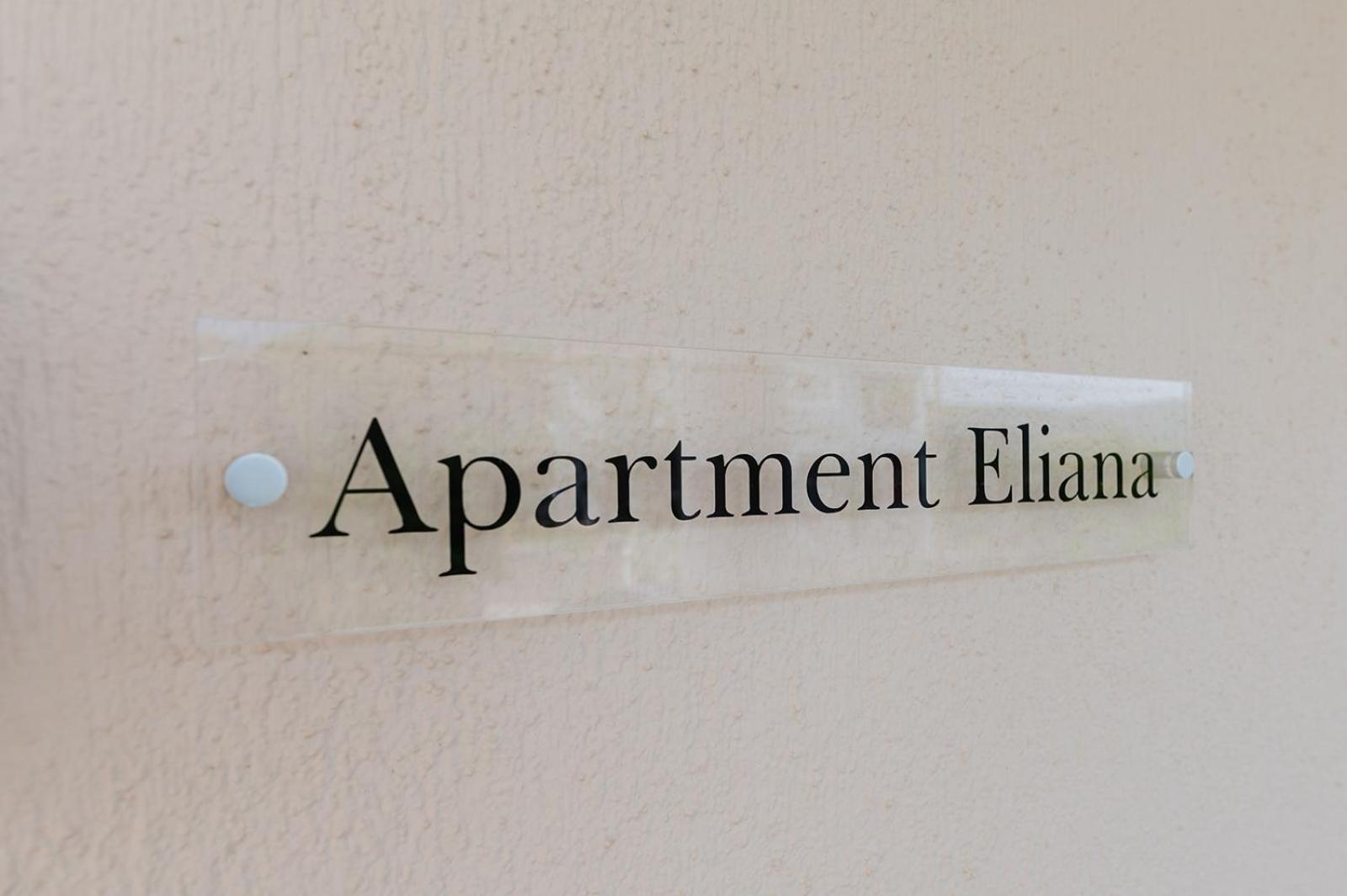 Three-Bedroom Apartment with Balcony photo 3