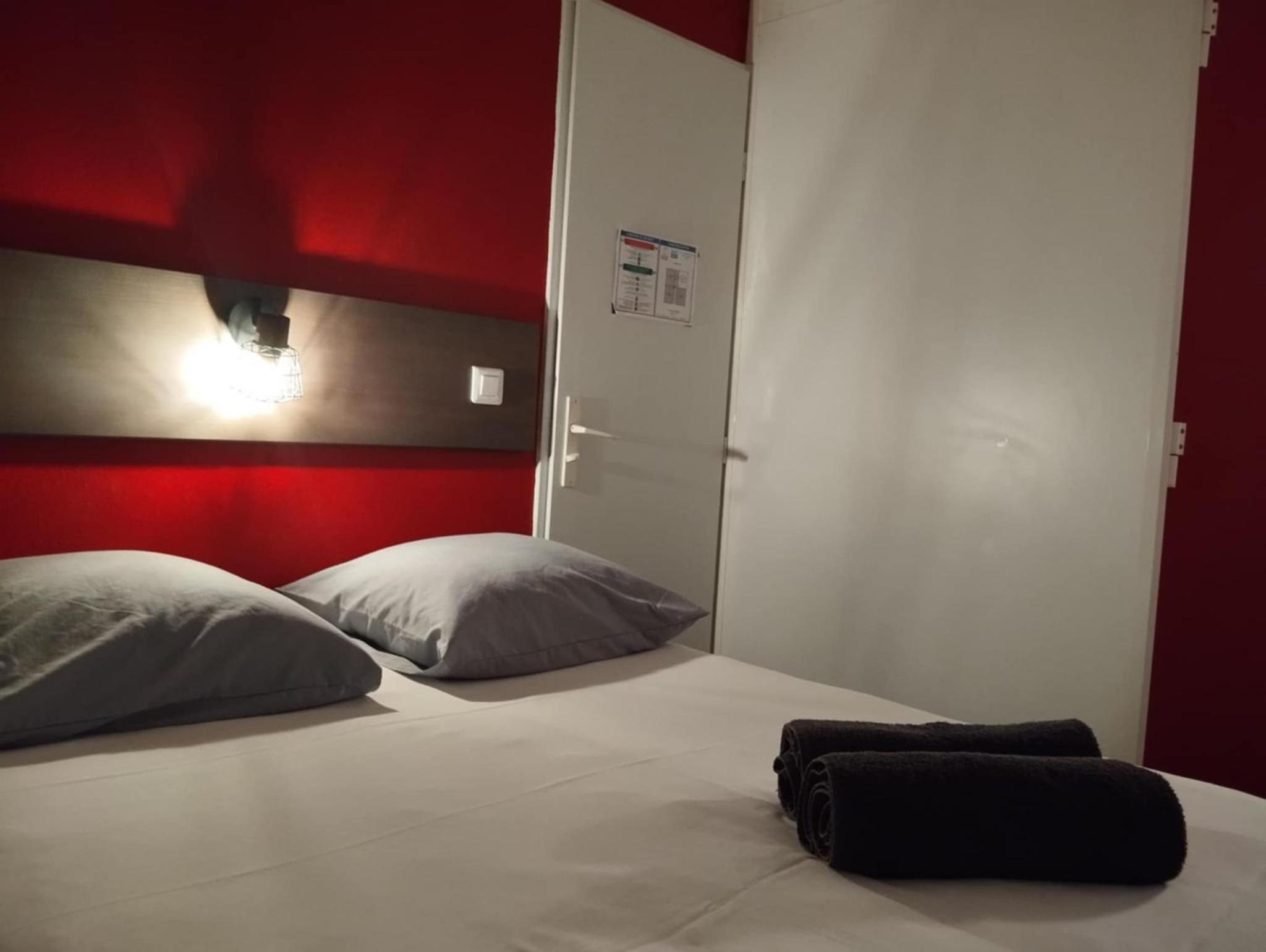 Standard Room - 1 Single Bed