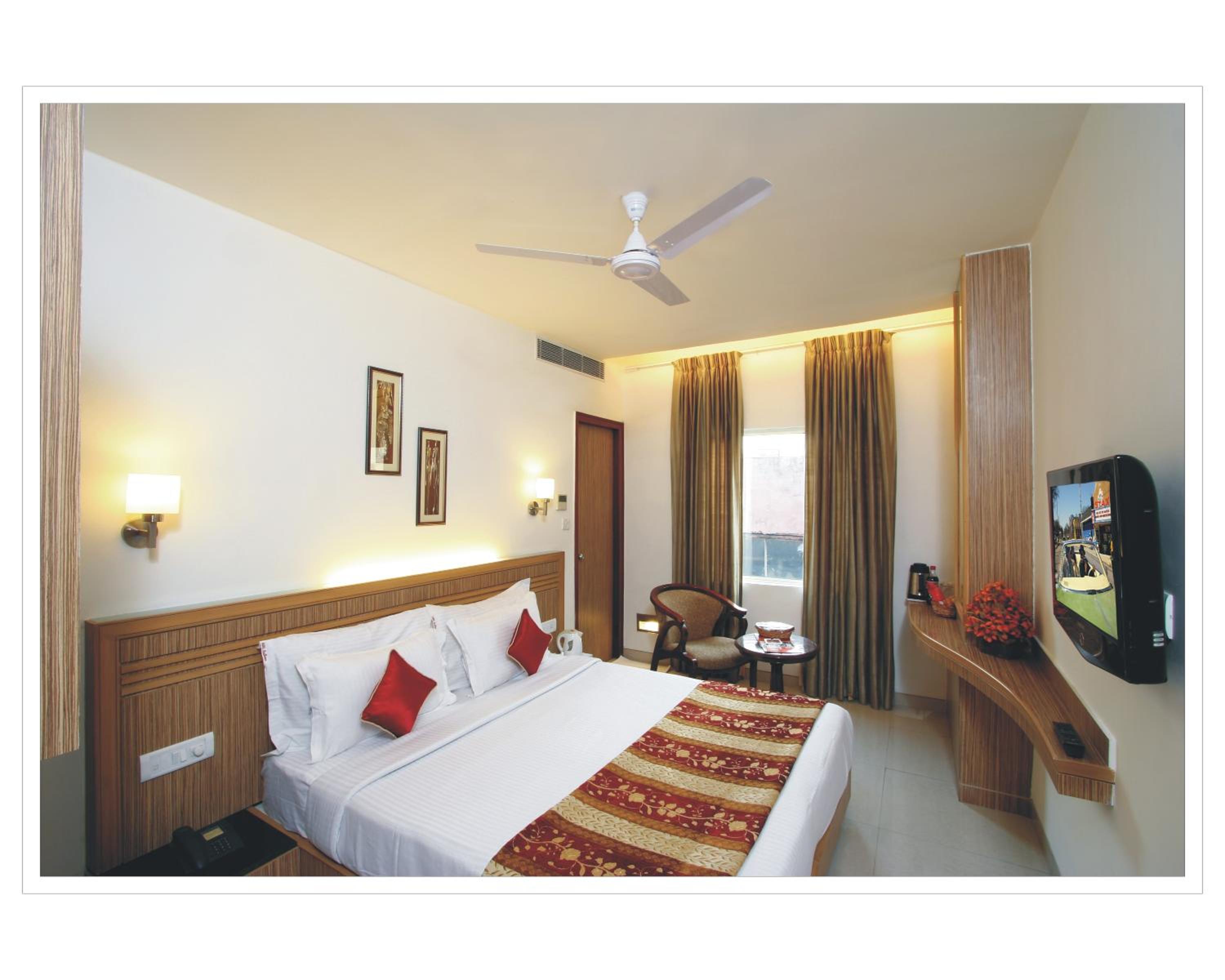 Deluxe Double Room - Photo 3