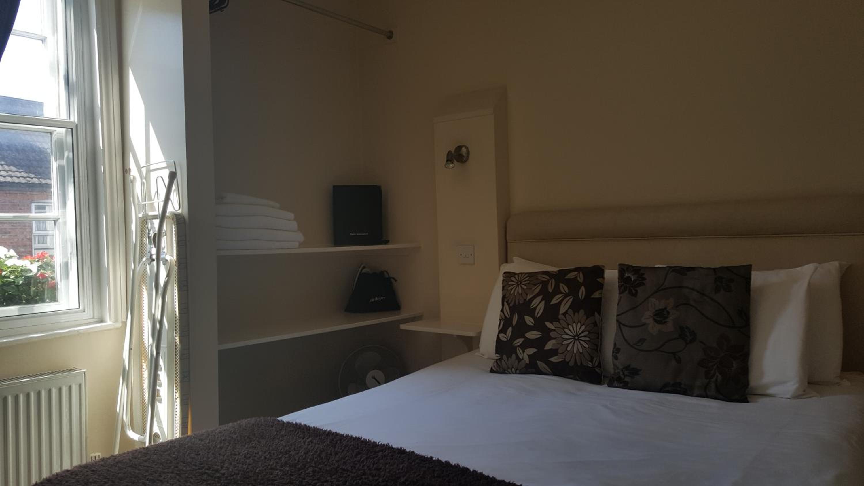 Standard Double Room photo 2