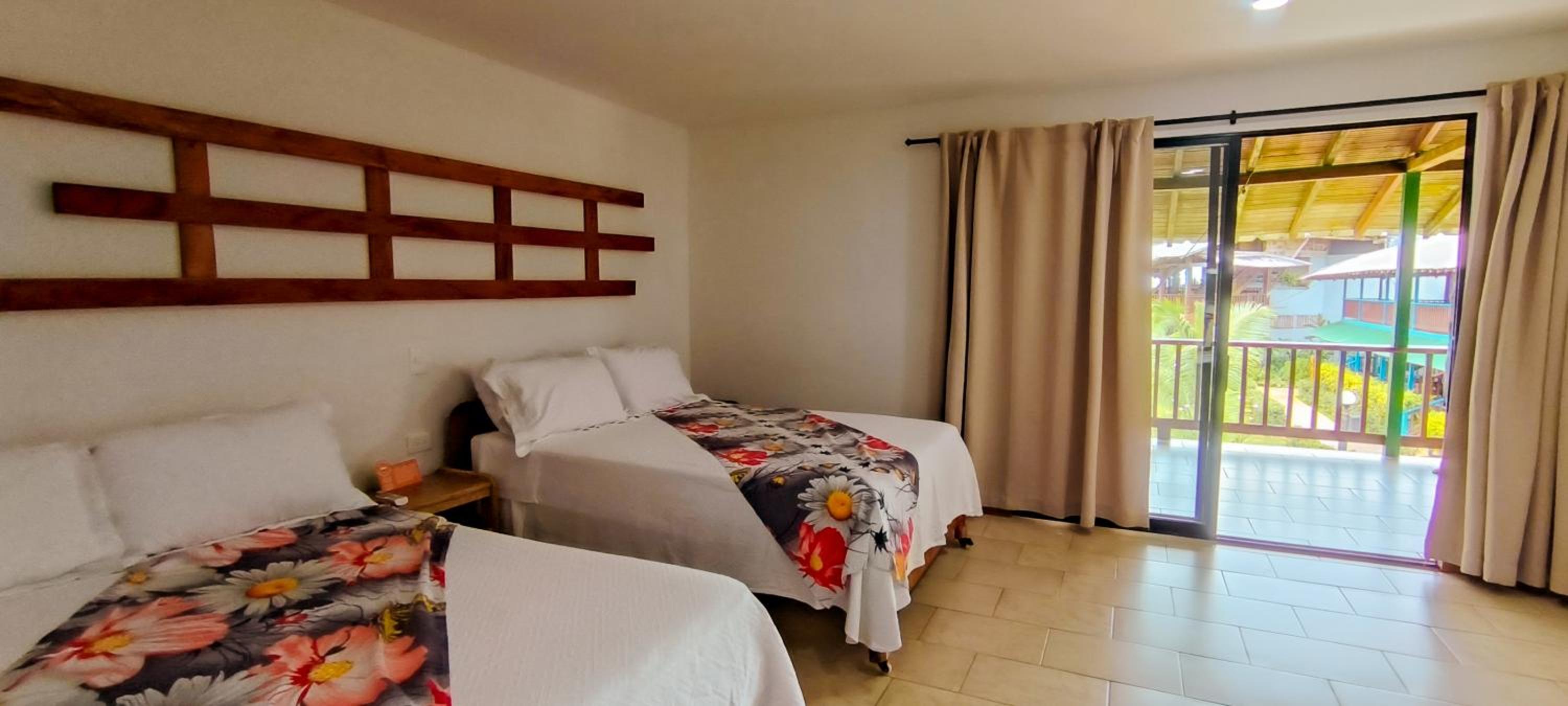 Superior Quadruple Room photo 3