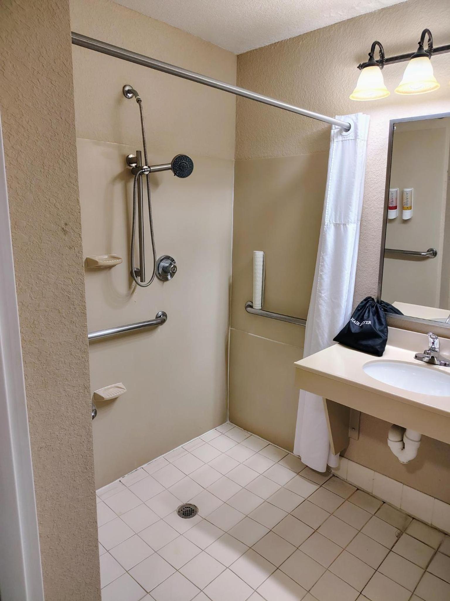 King Room - Disability Access