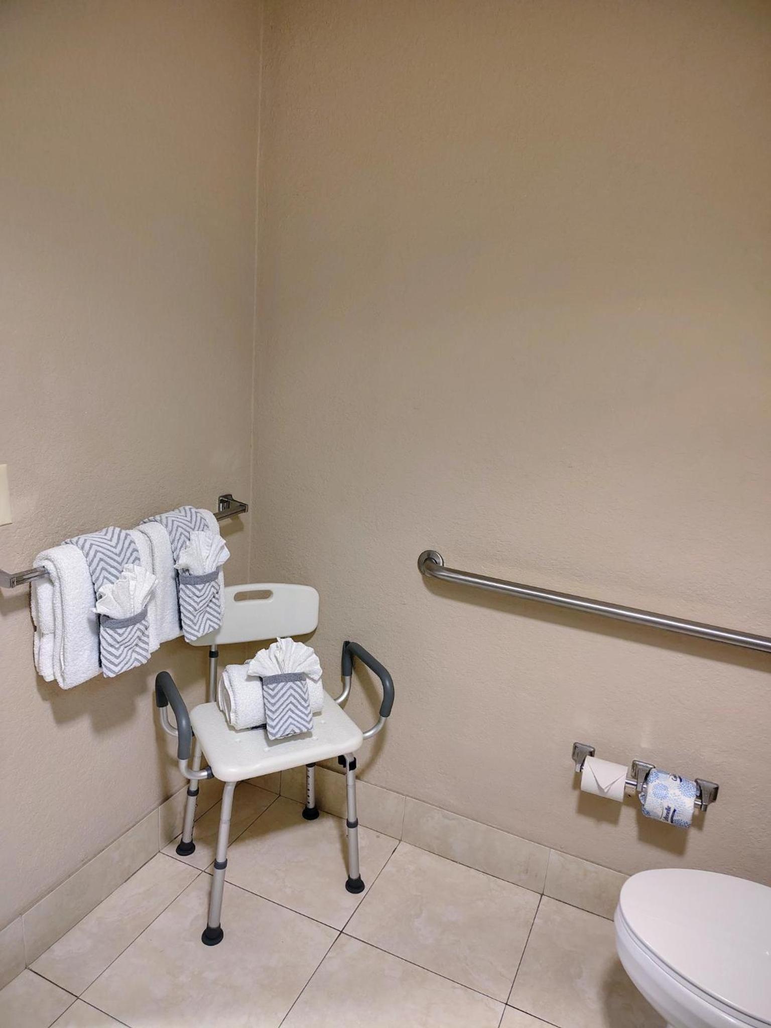 Double Room - Disability Access - Photo 2