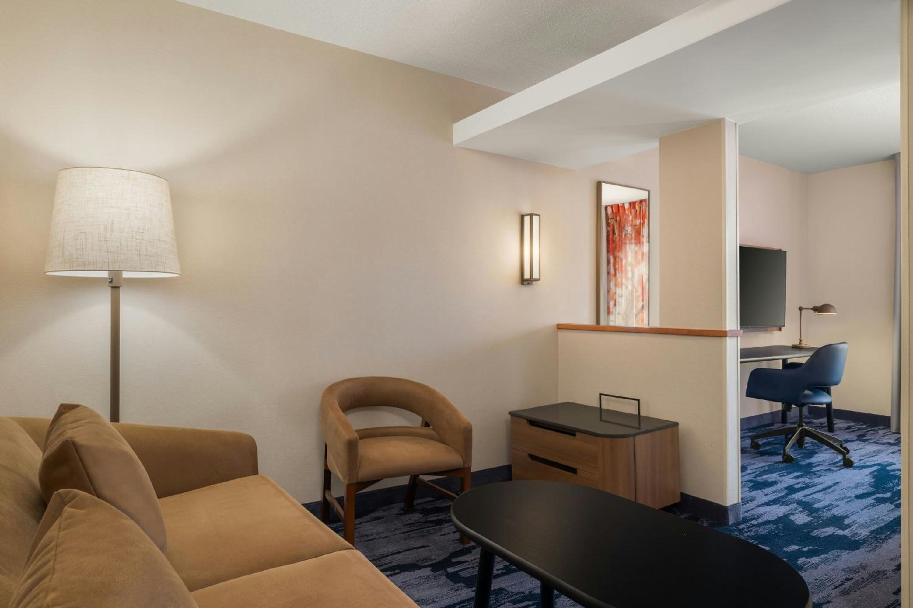 King Suite with Sofa Bed photo 2