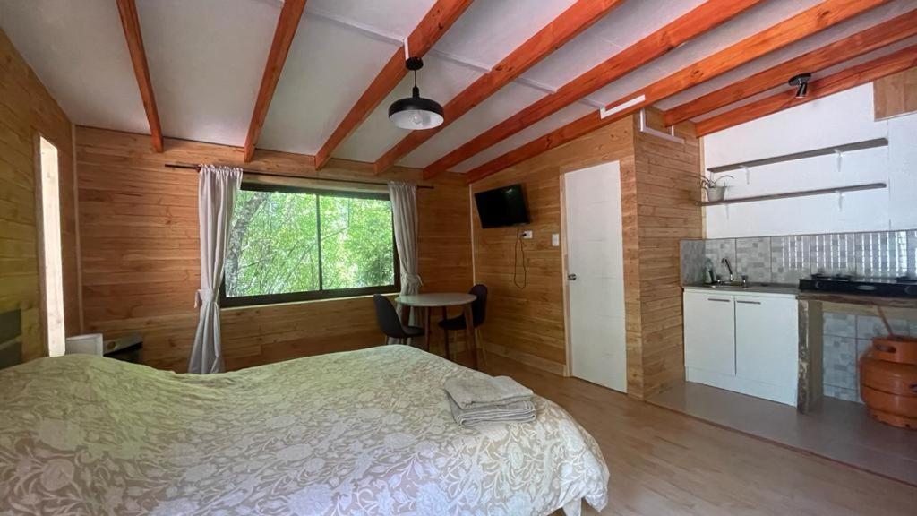Double Room with Private Bathroom photo 1