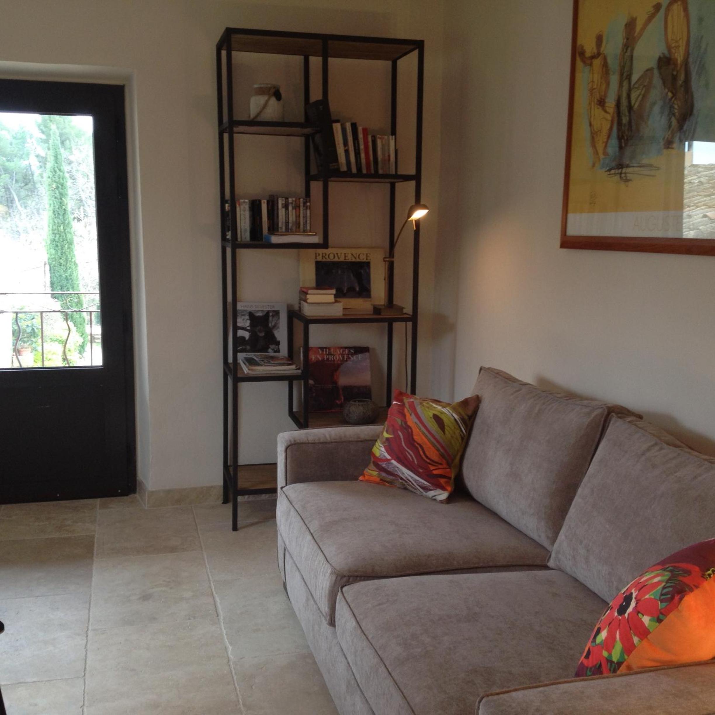 Apartment with Balcony photo 1