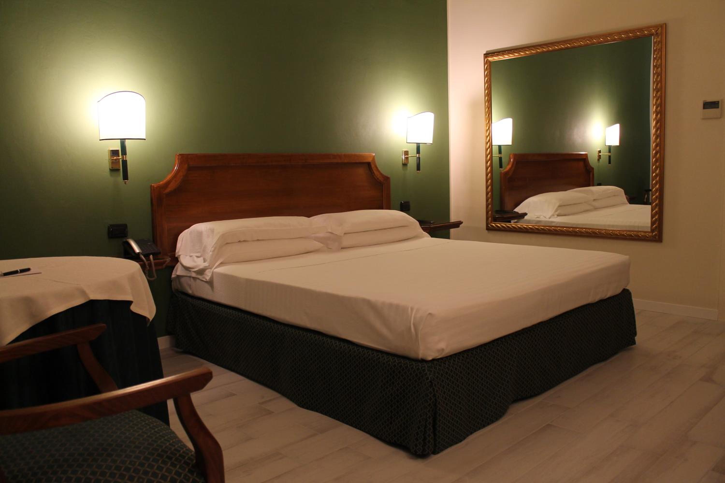 Executive Double Suite photo 1