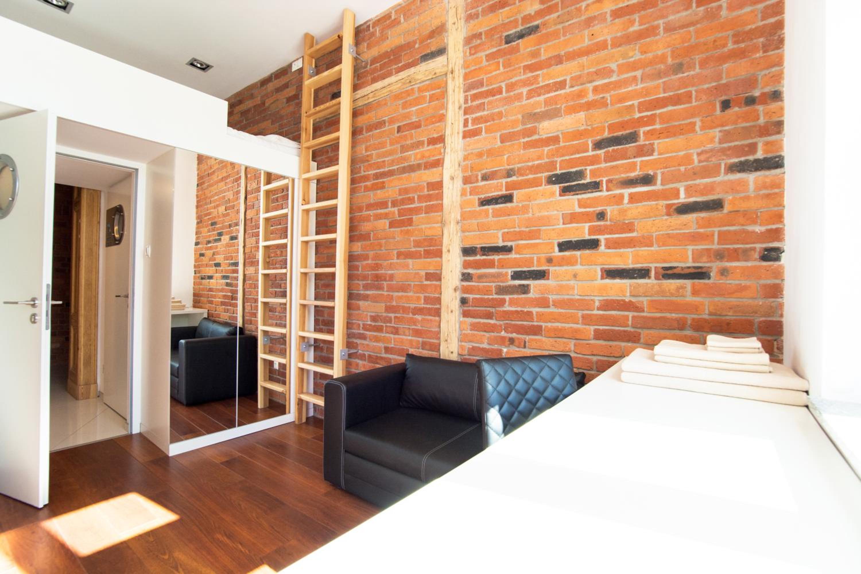 Deluxe Double or Twin Room with City View photo 1