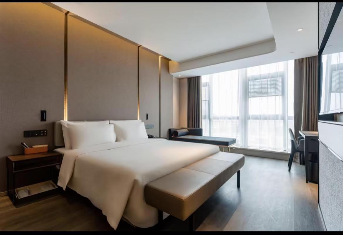 Executive Double Room with City View