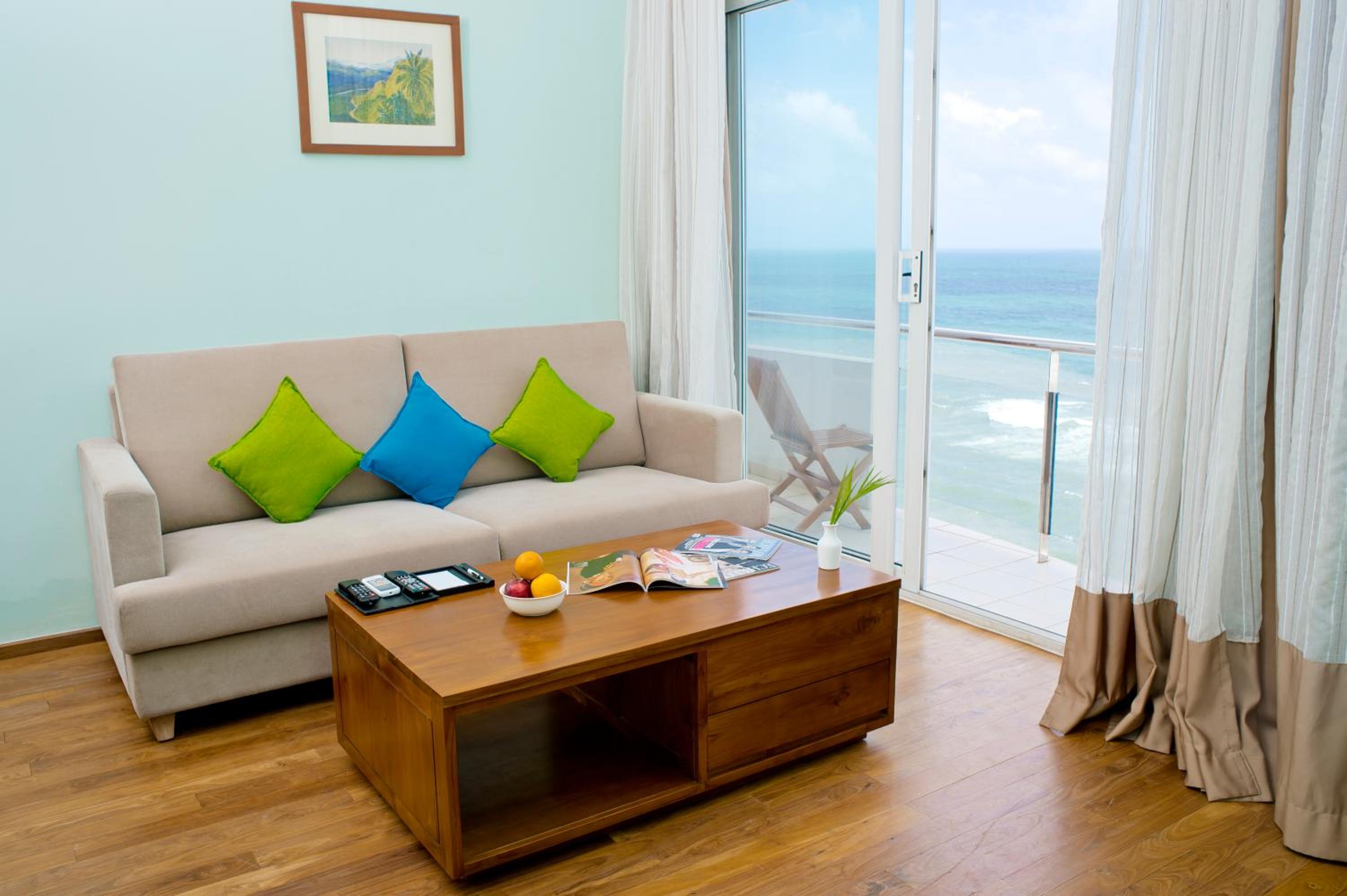 Panorama Suite with Ocean Front View - Photo 12