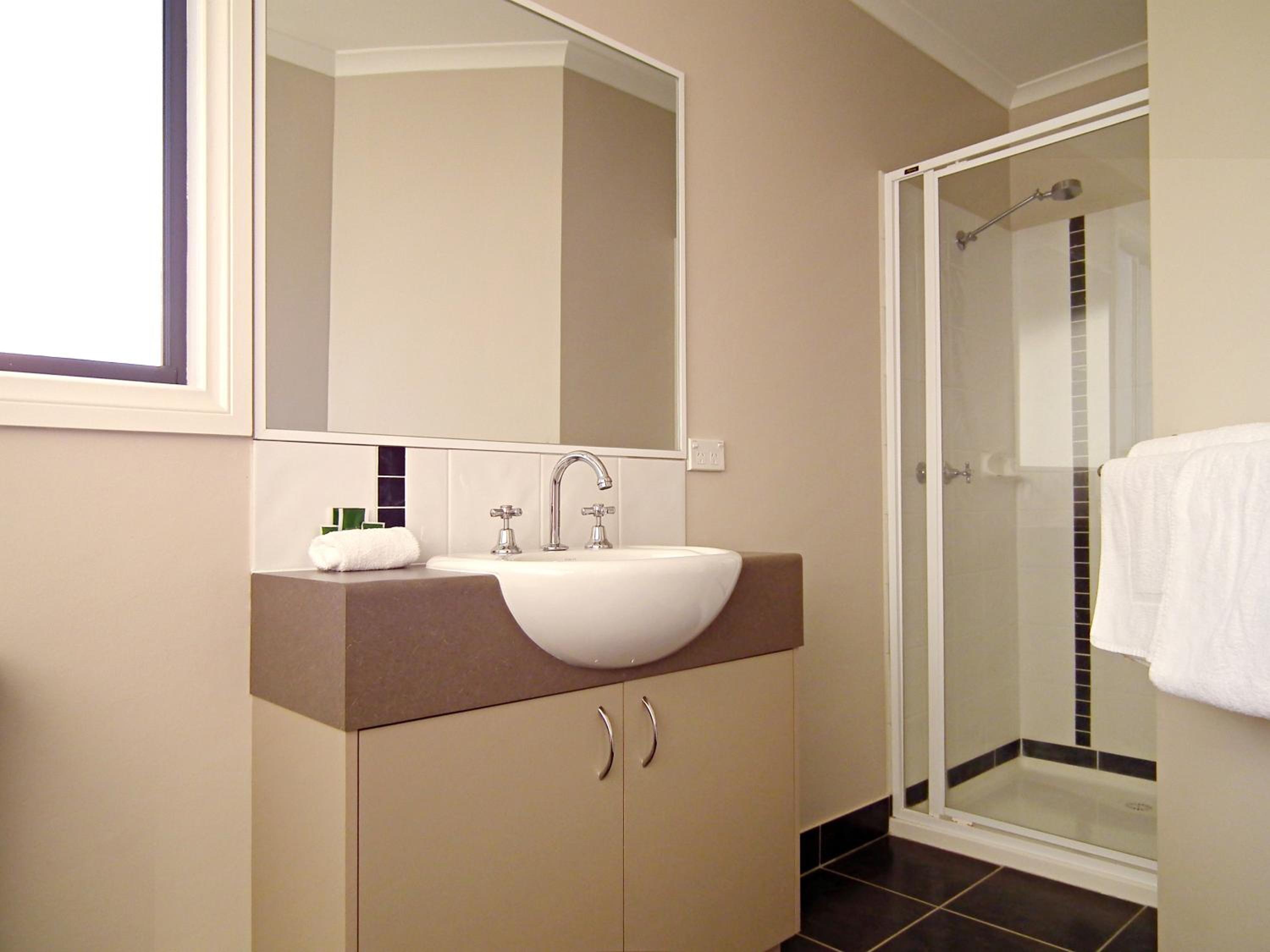 Deluxe Double Room with Balcony photo 3