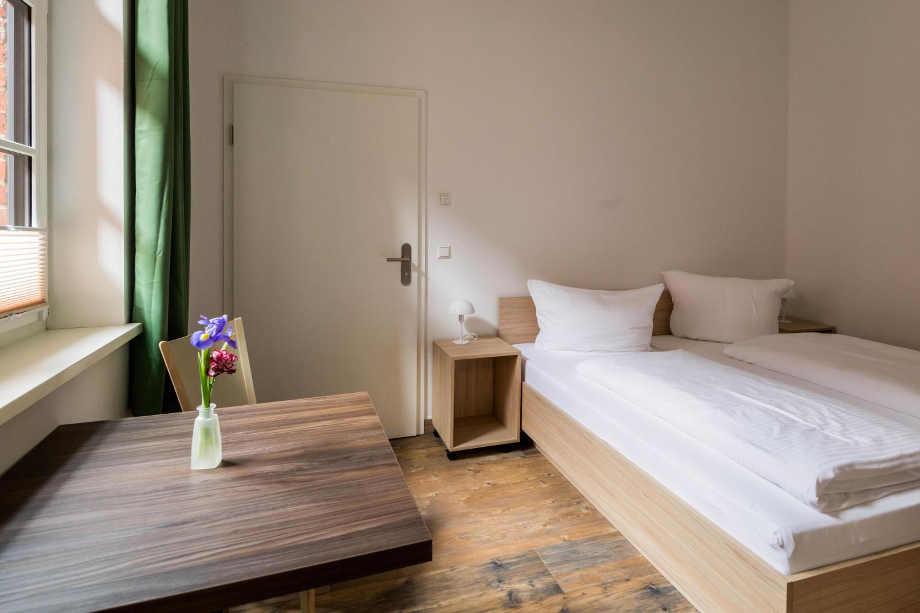 Double Room with Private Bathroom photo 2