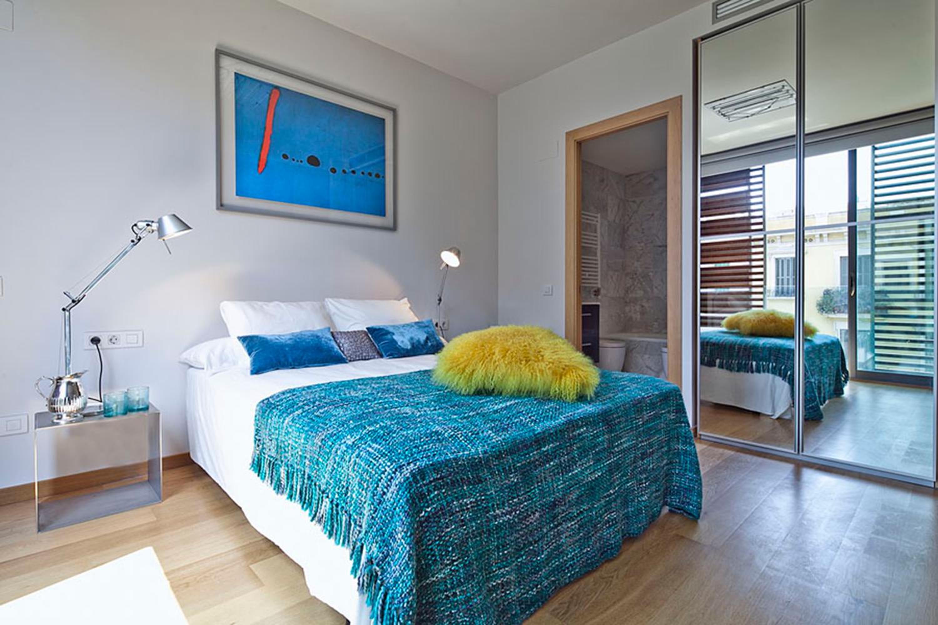 Apartamento con Balcón