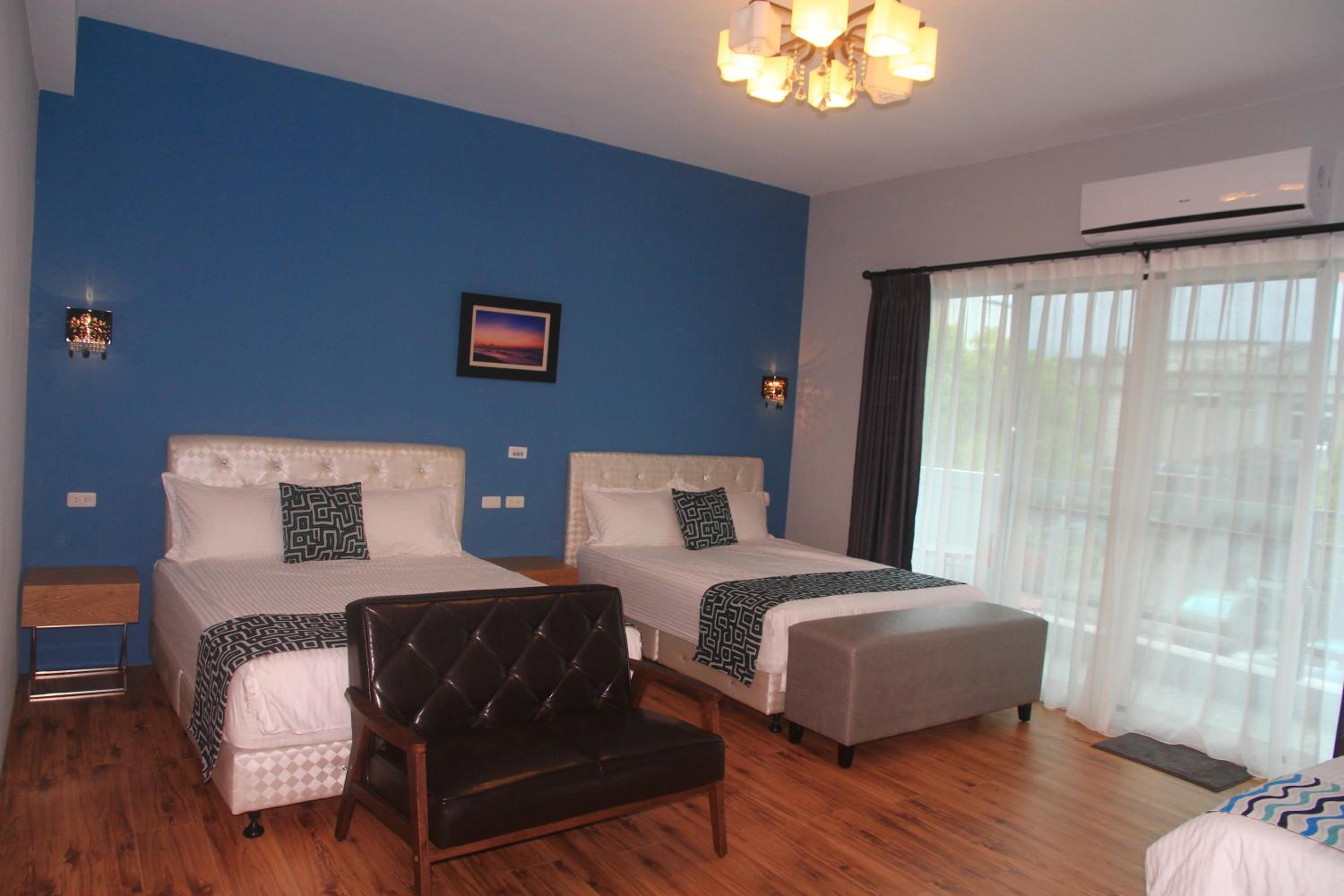 Quadruple Room with Balcony photo 1