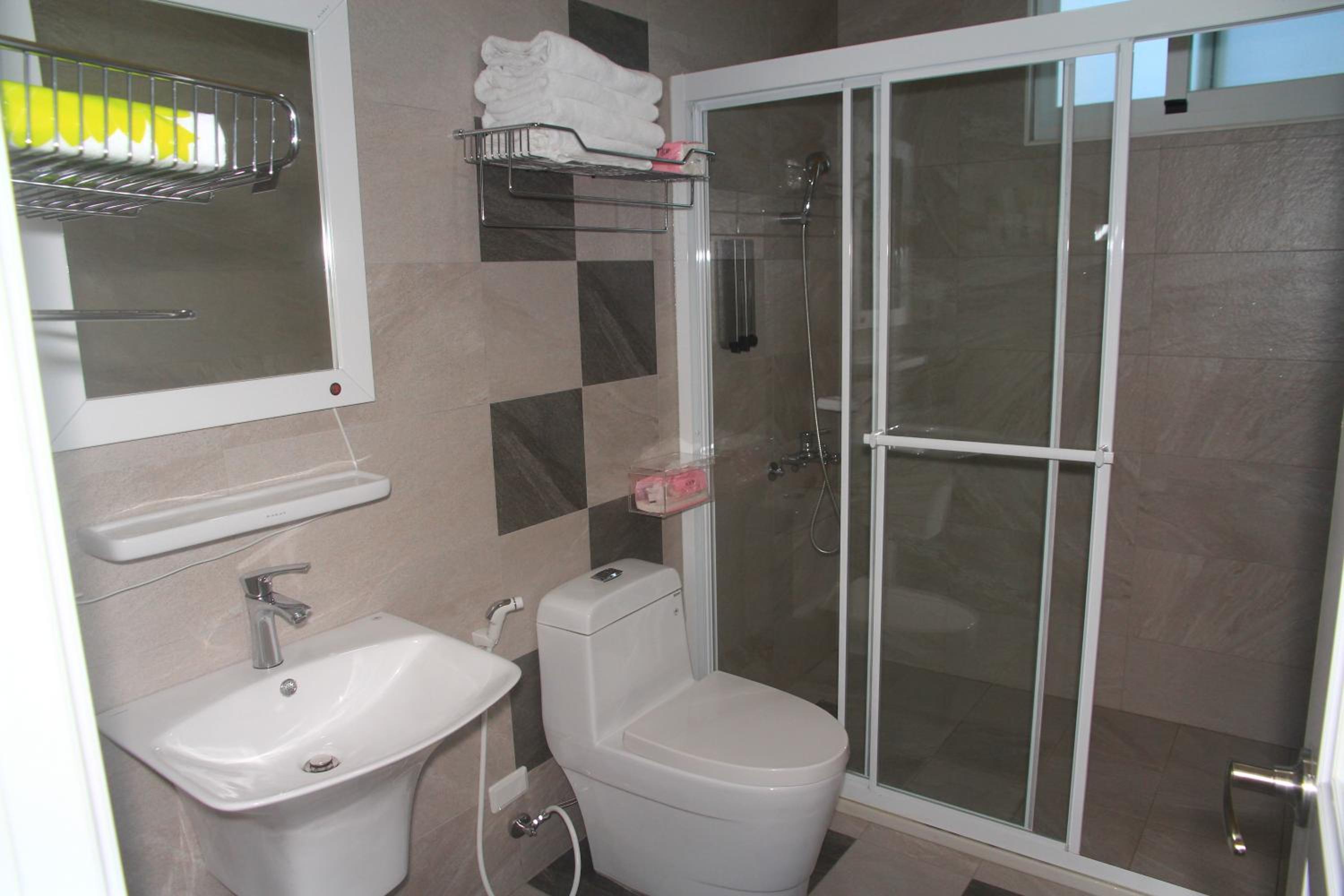 Quadruple Room with Balcony photo 3