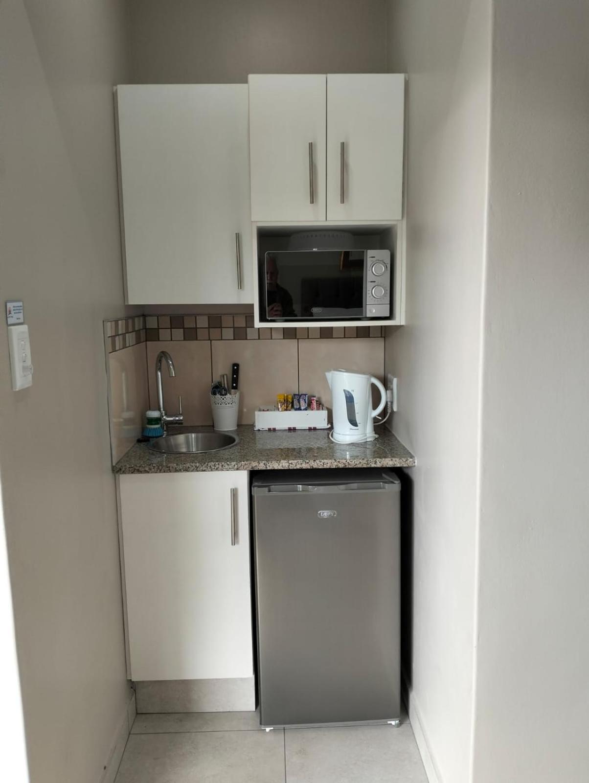 Double Room with Private Bathroom photo 3