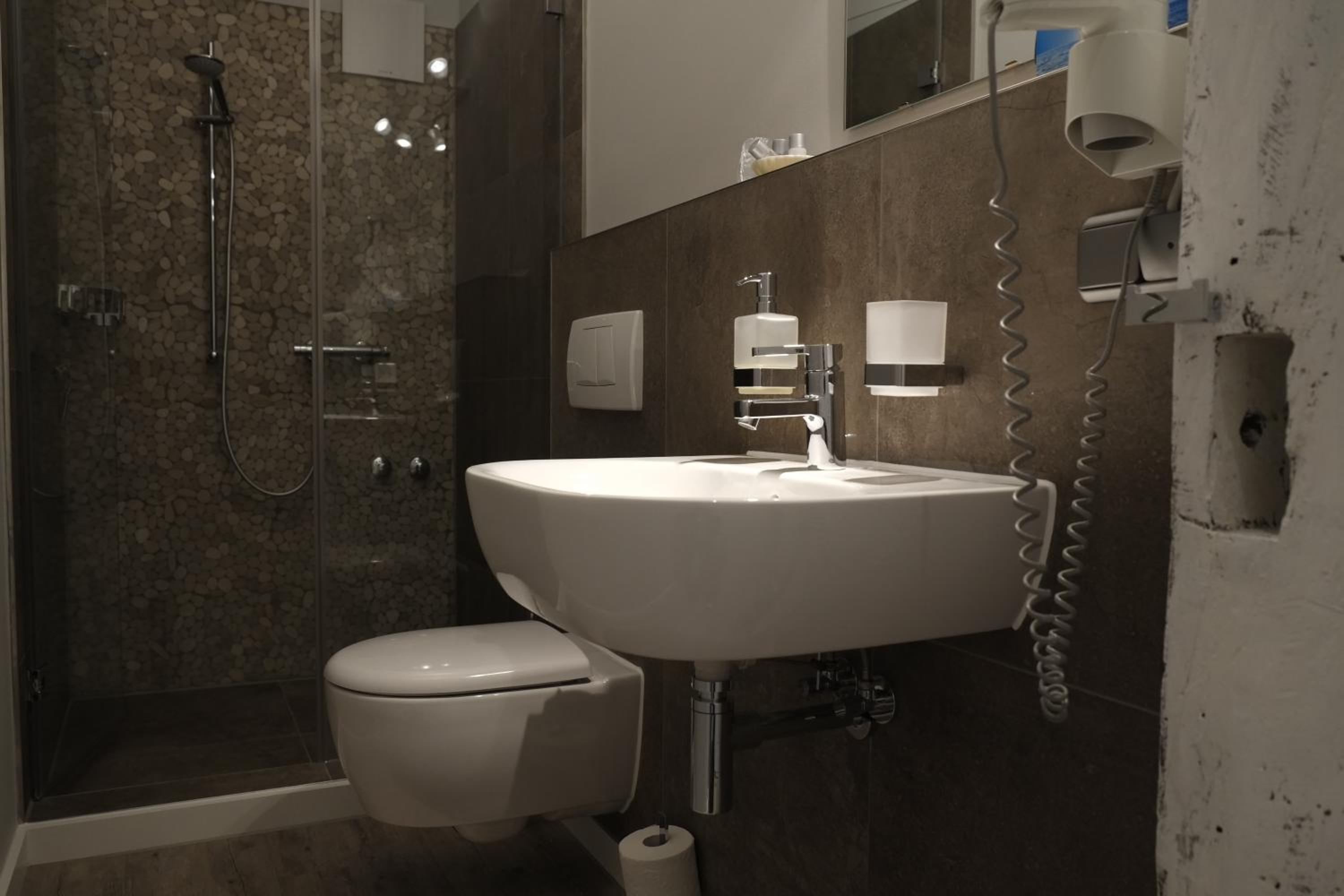 Deluxe Junior Suite photo 2