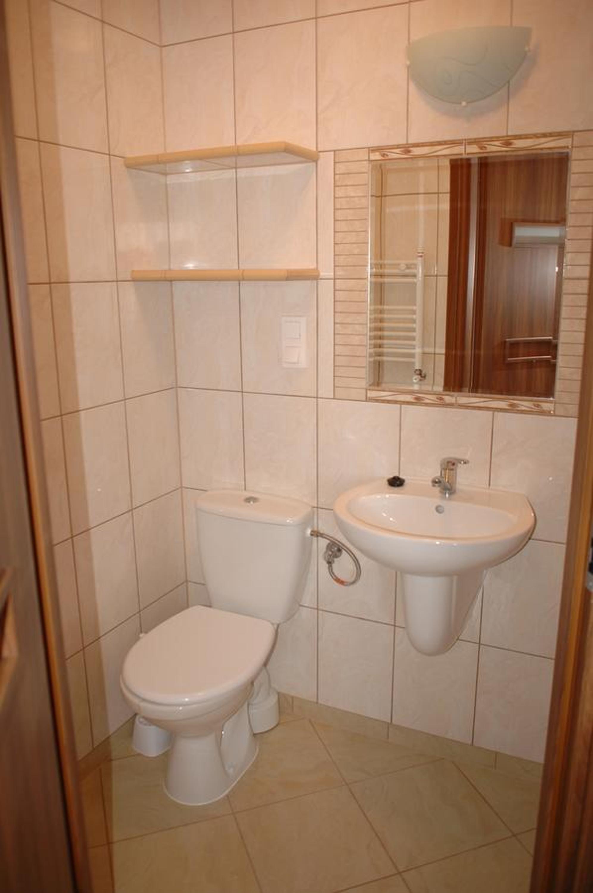 Double or Twin Room - Photo 12