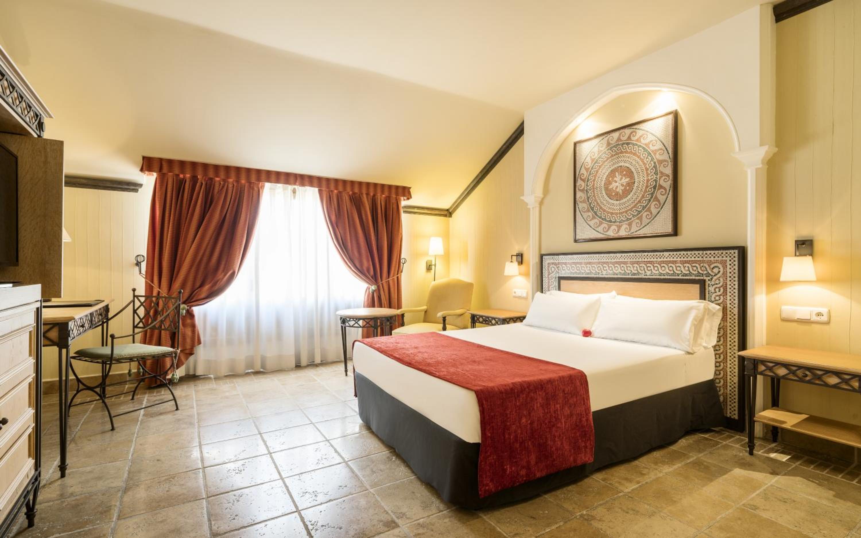 Double or Twin Room - Photo 1