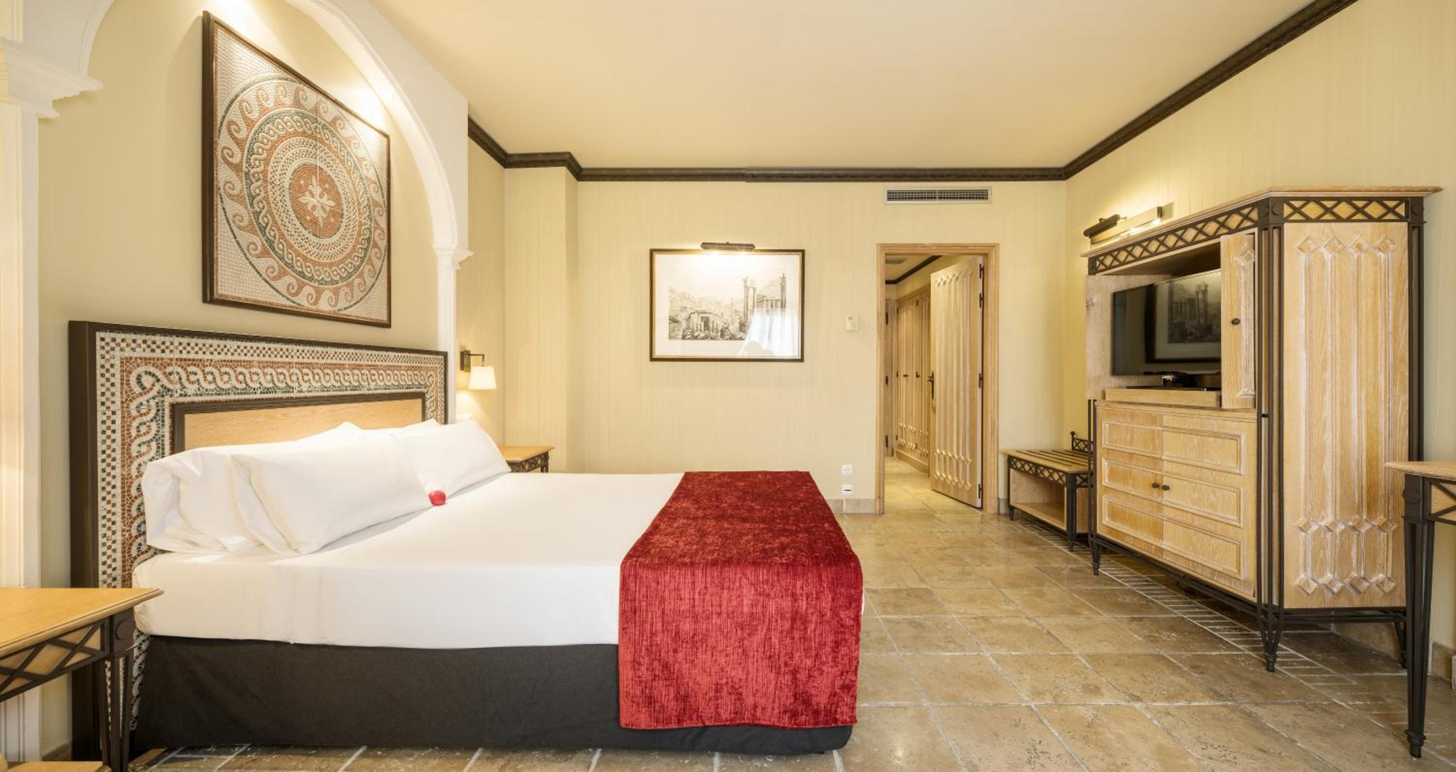 Double or Twin Room - Photo 4