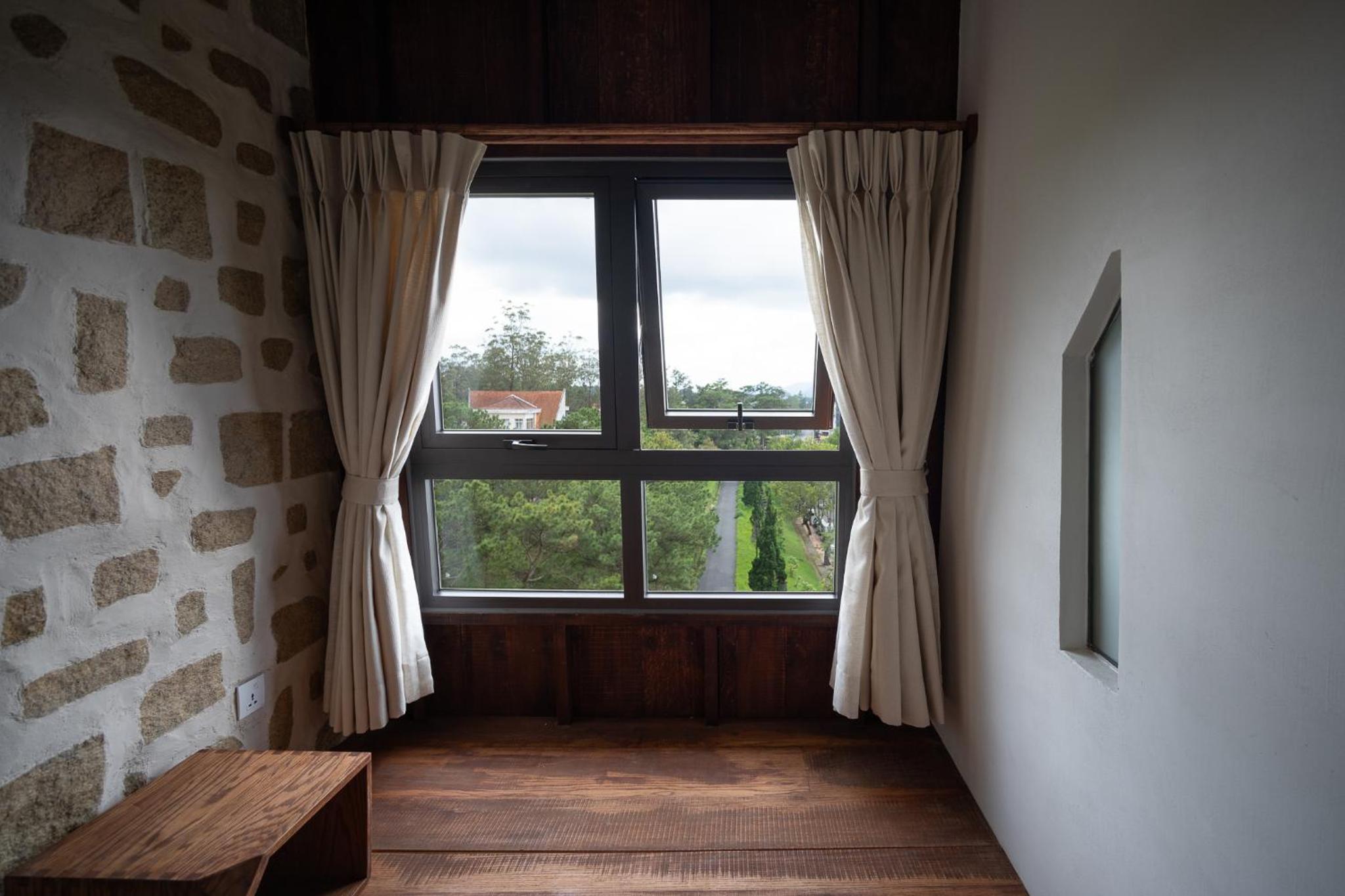 King Room with Garden View