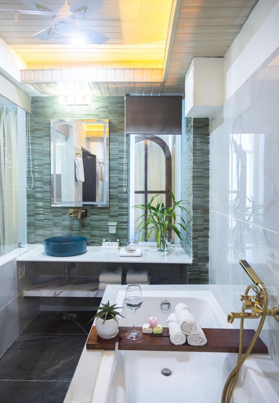 Suite with City View photo 2