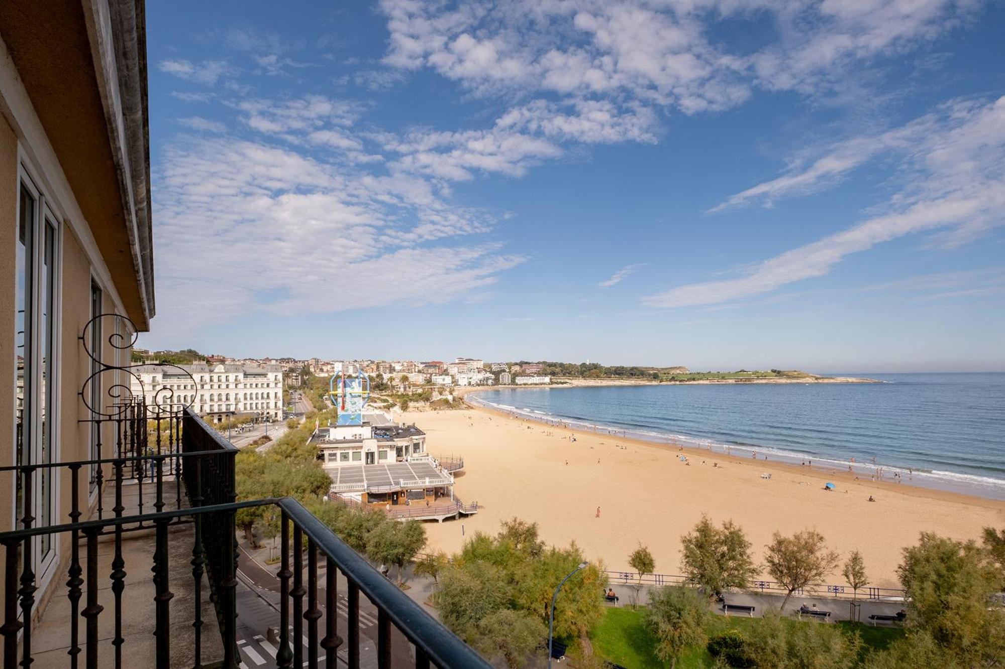 Deluxe Double Room with Balcony and Sea View - Photo 2