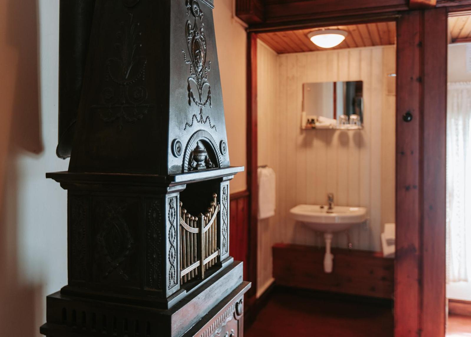 Grosserer Marentius room - Shared bathroom in Historical building