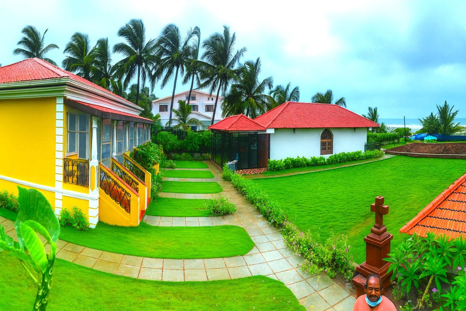 Arabian Sea Deluxe - 1 minute walk from Terra Paraiso - Happy Hours (2+1) from 4 pm to 7 pm (Till Sep 2026)
