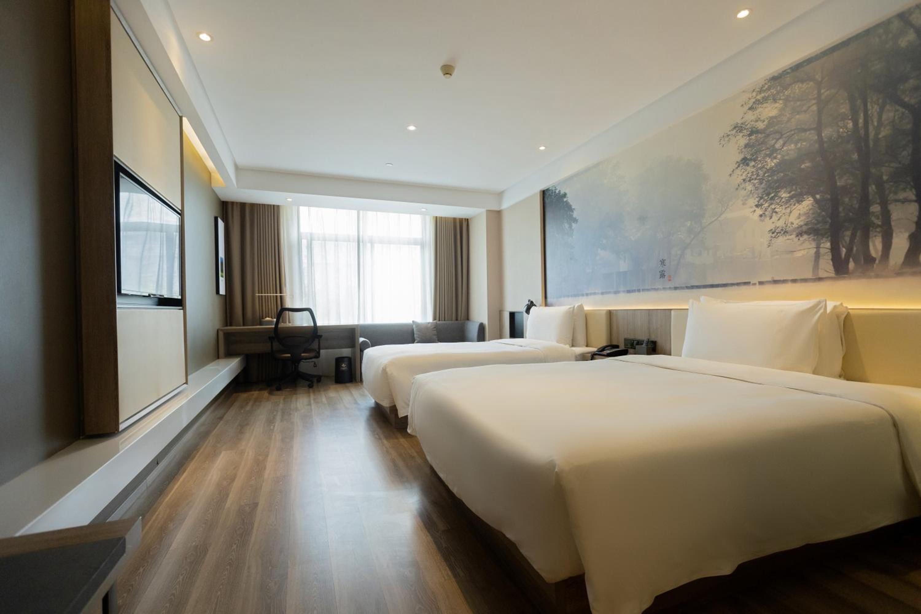 Jimu Twin Room with River View