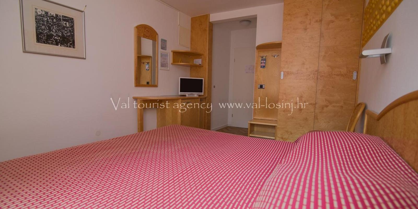 Double or Twin Room photo 2
