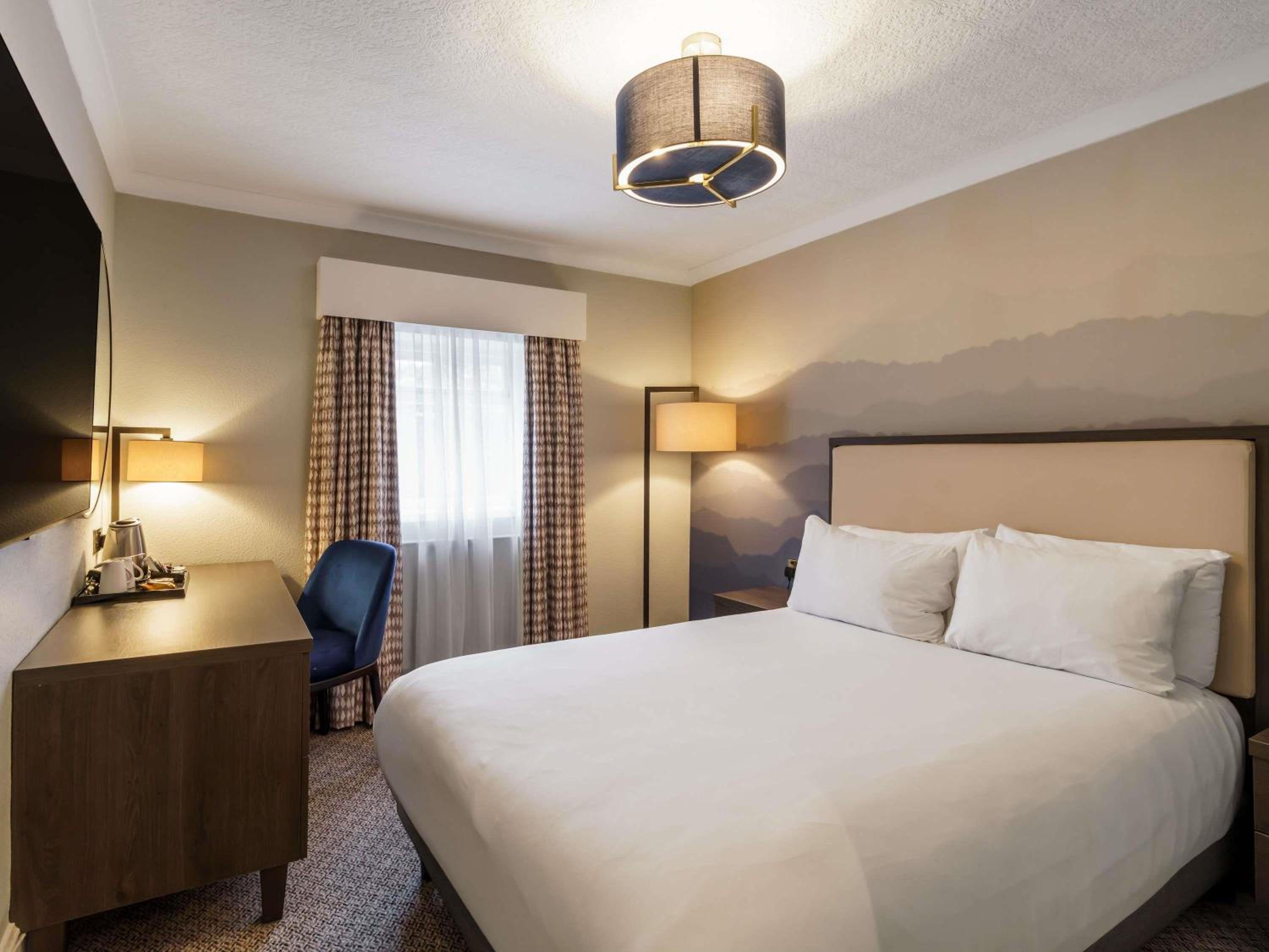Standard Room with Two Zip Beds - Photo 10