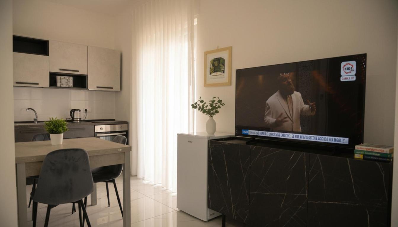 Studio Apartment with Balcony