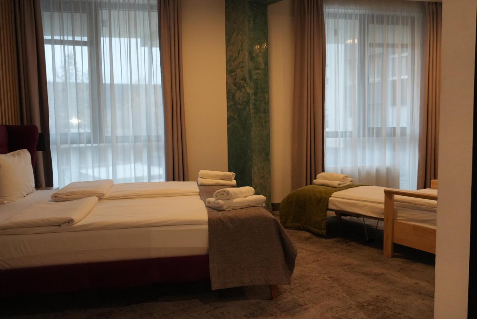 Triple Room with Bathroom