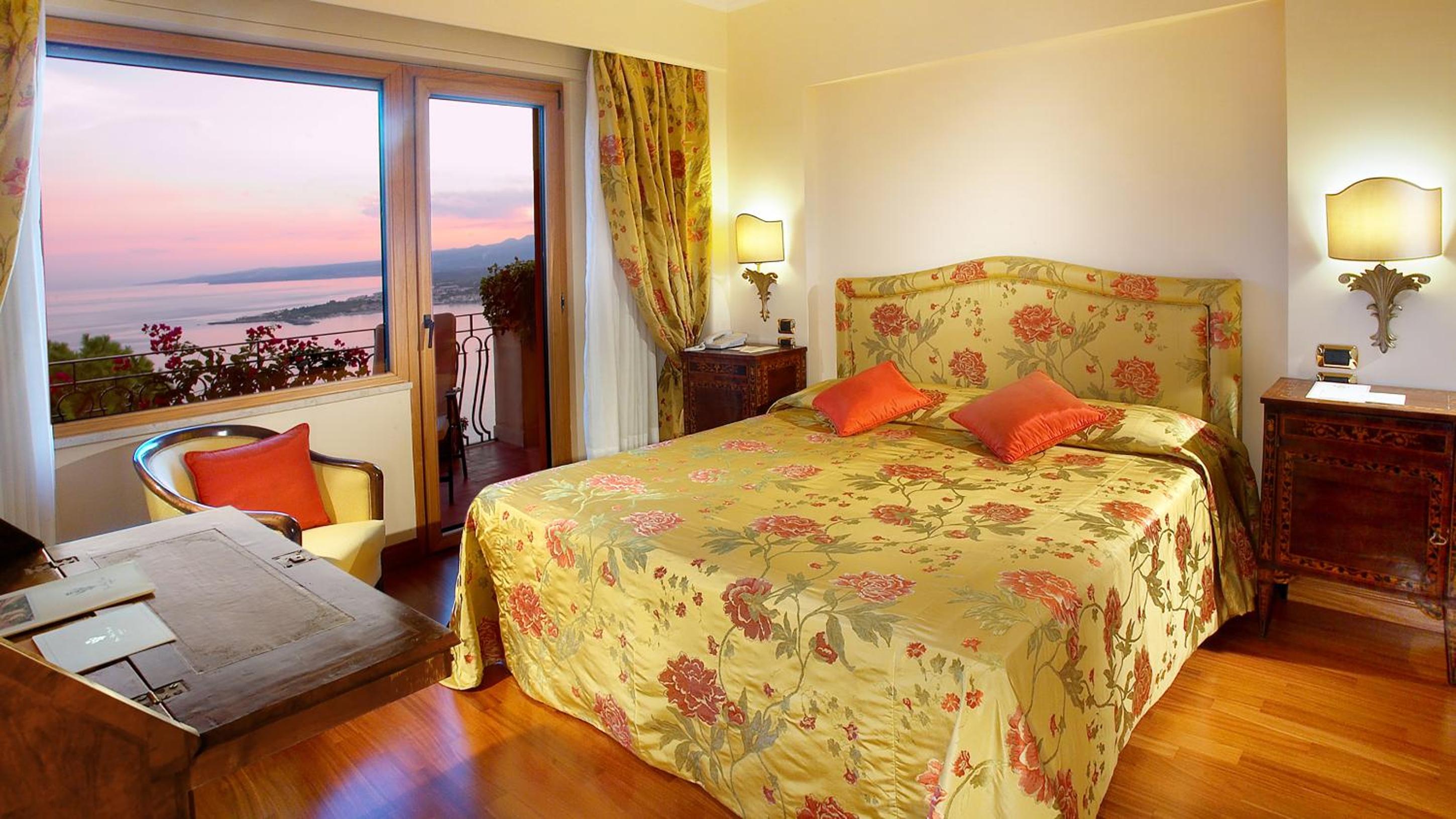 Quarto Duplo ou Twin Superior com Vista para o Mar
