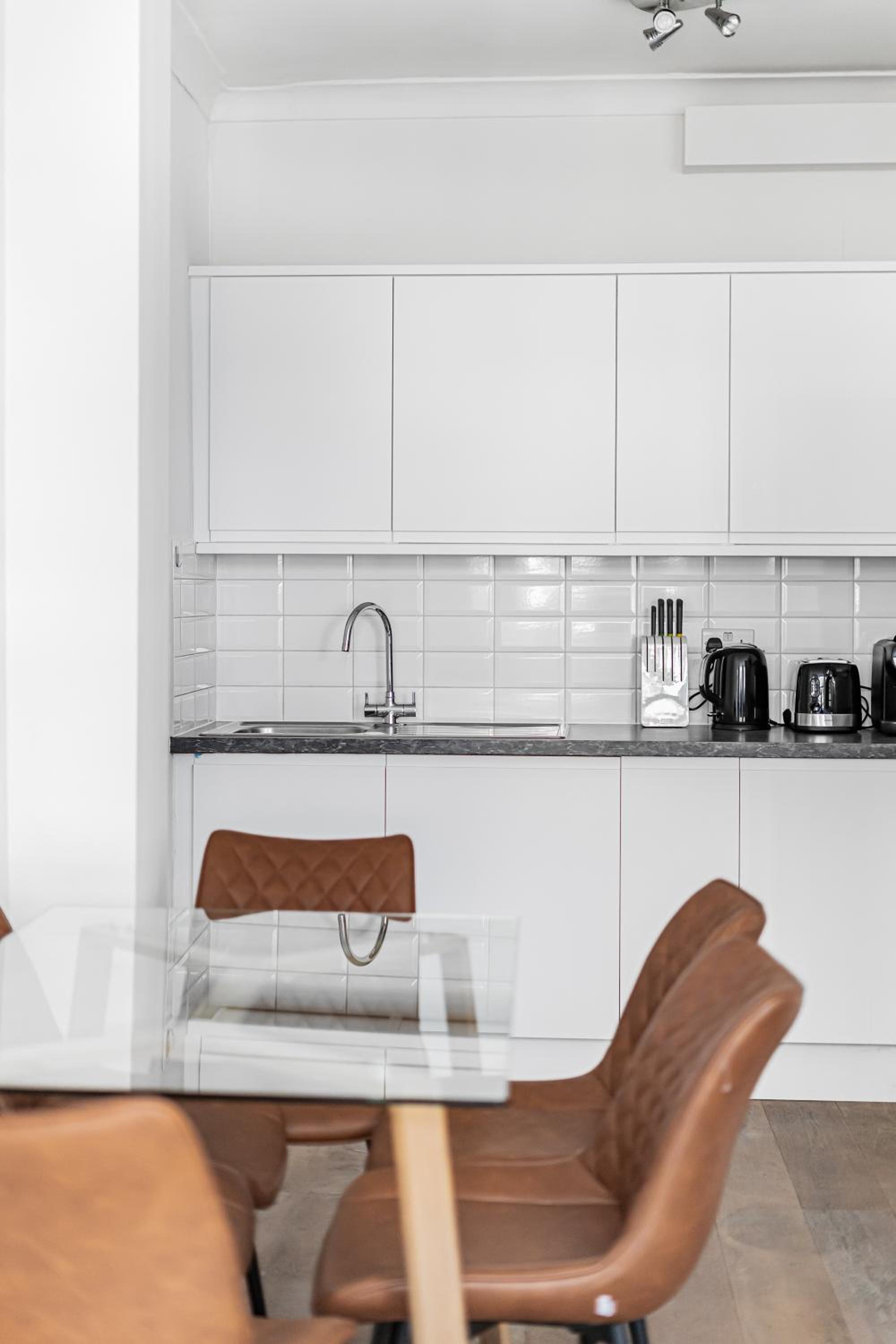 Apartment photo 2