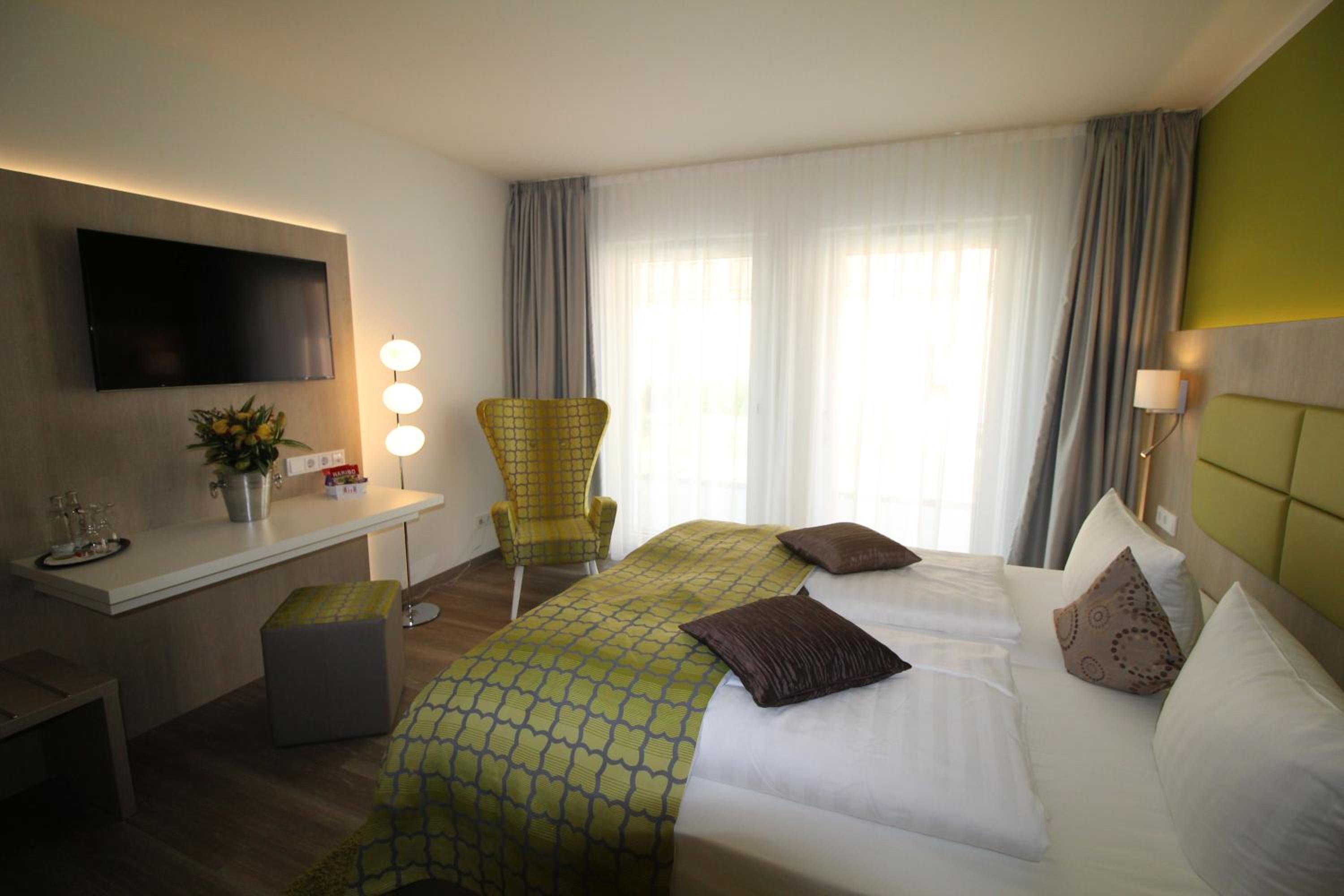 Comfort Double Room - Disabled Access photo 3
